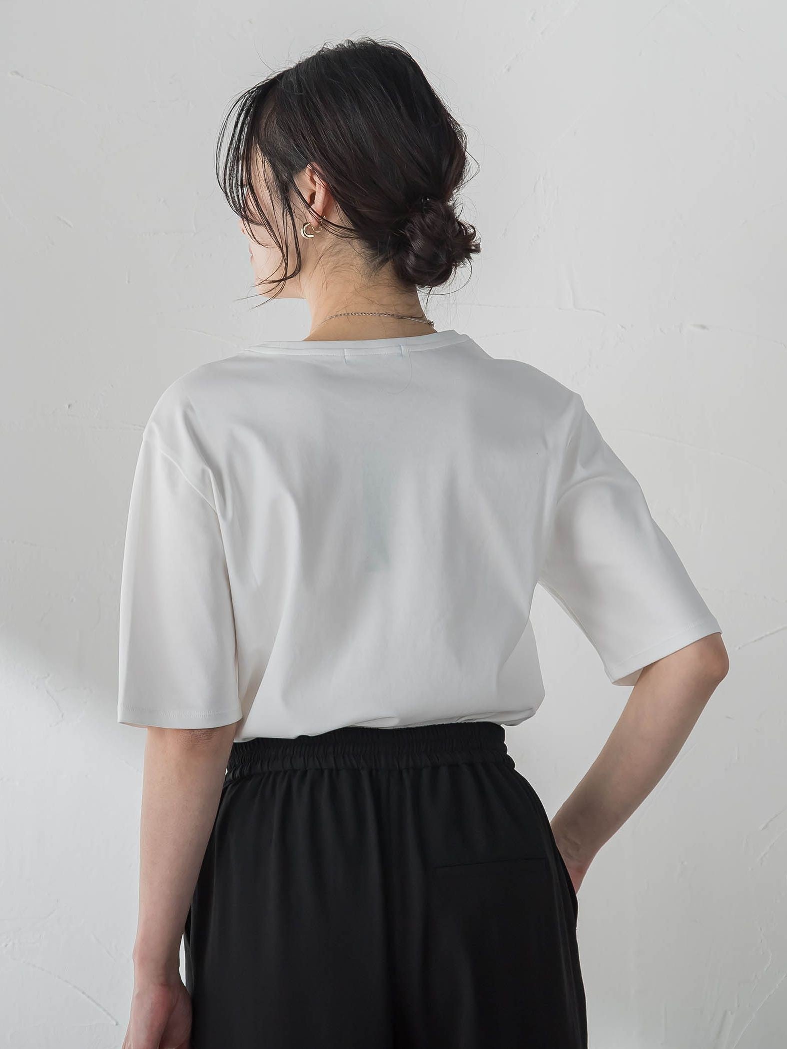 汗ジミ軽減カットソー