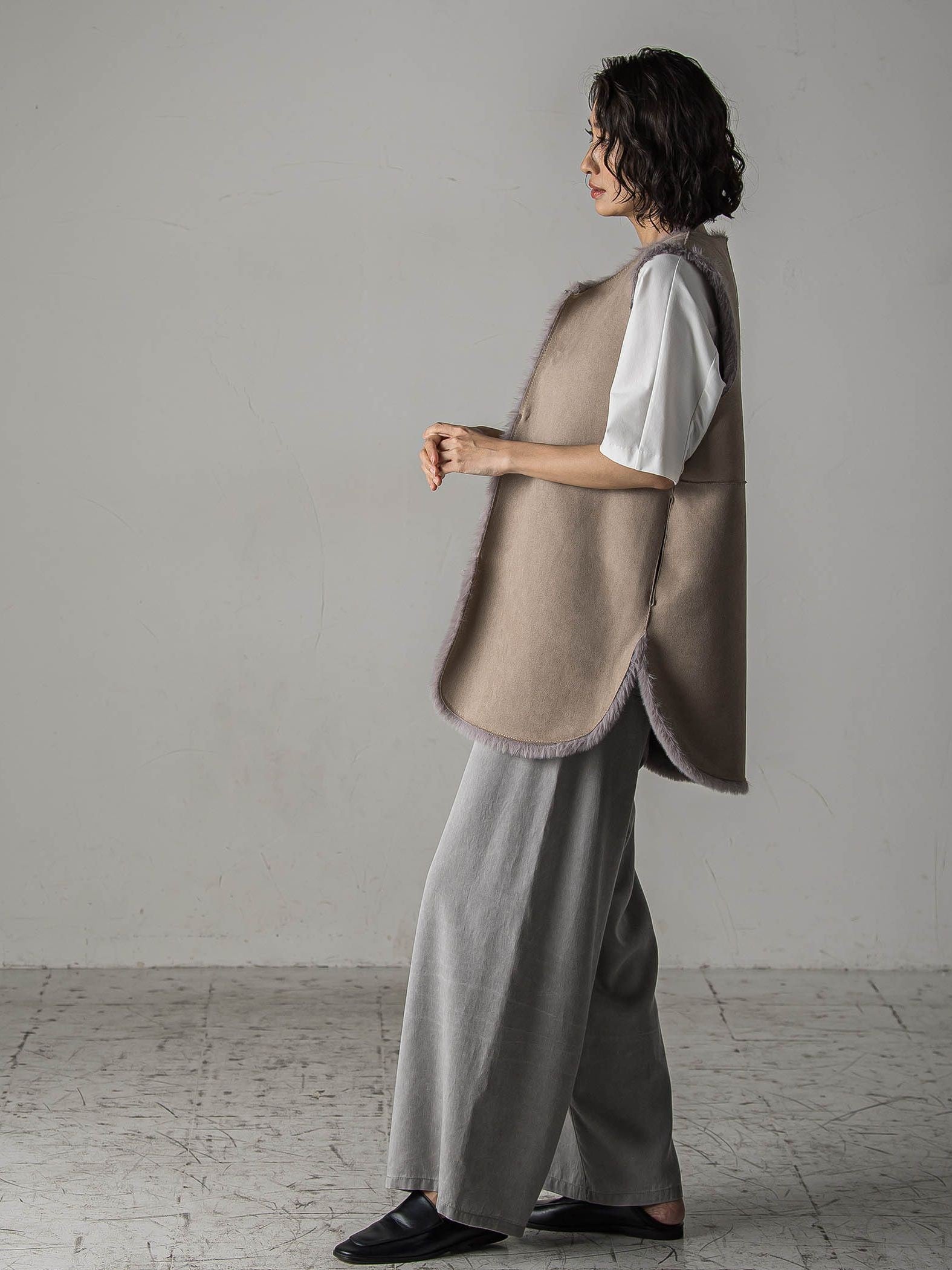 【biyori】”表も裏も主役”リバーシブルフェイクファーベスト