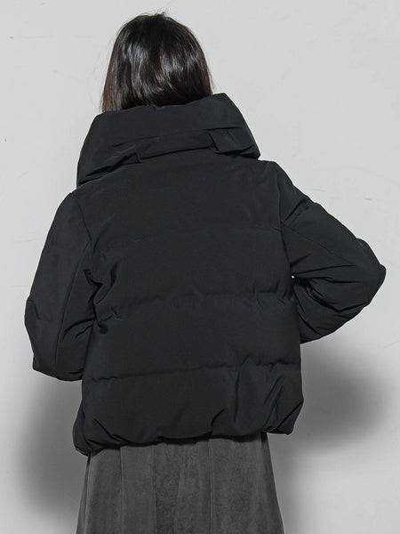 コンパクトシームレスダウンジャケット