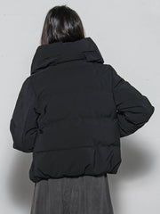 コンパクトシームレスダウンジャケット