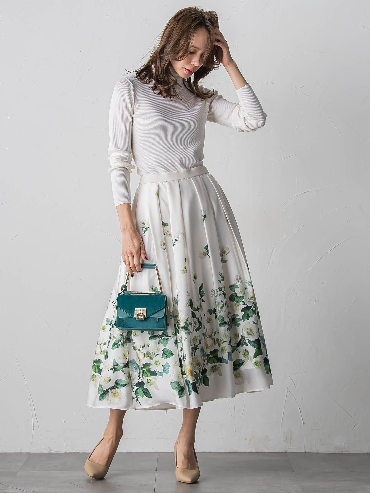 クリスマスローズスカート