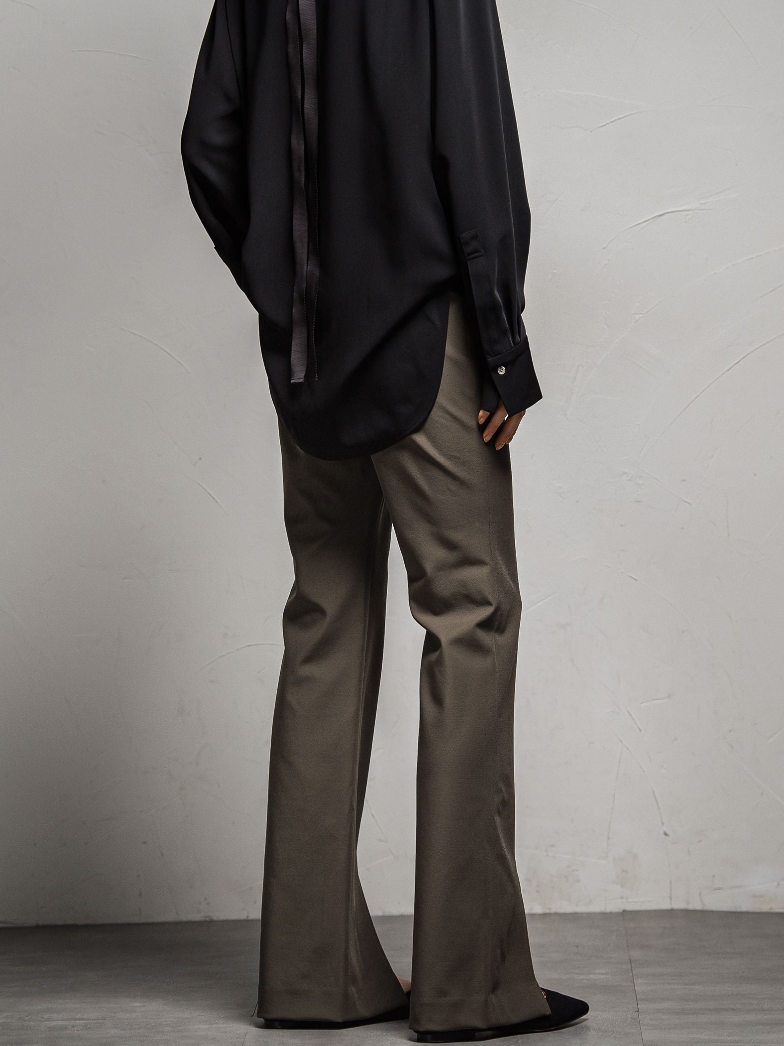 プレミアムストレッチセンタースリットフレアレギンス