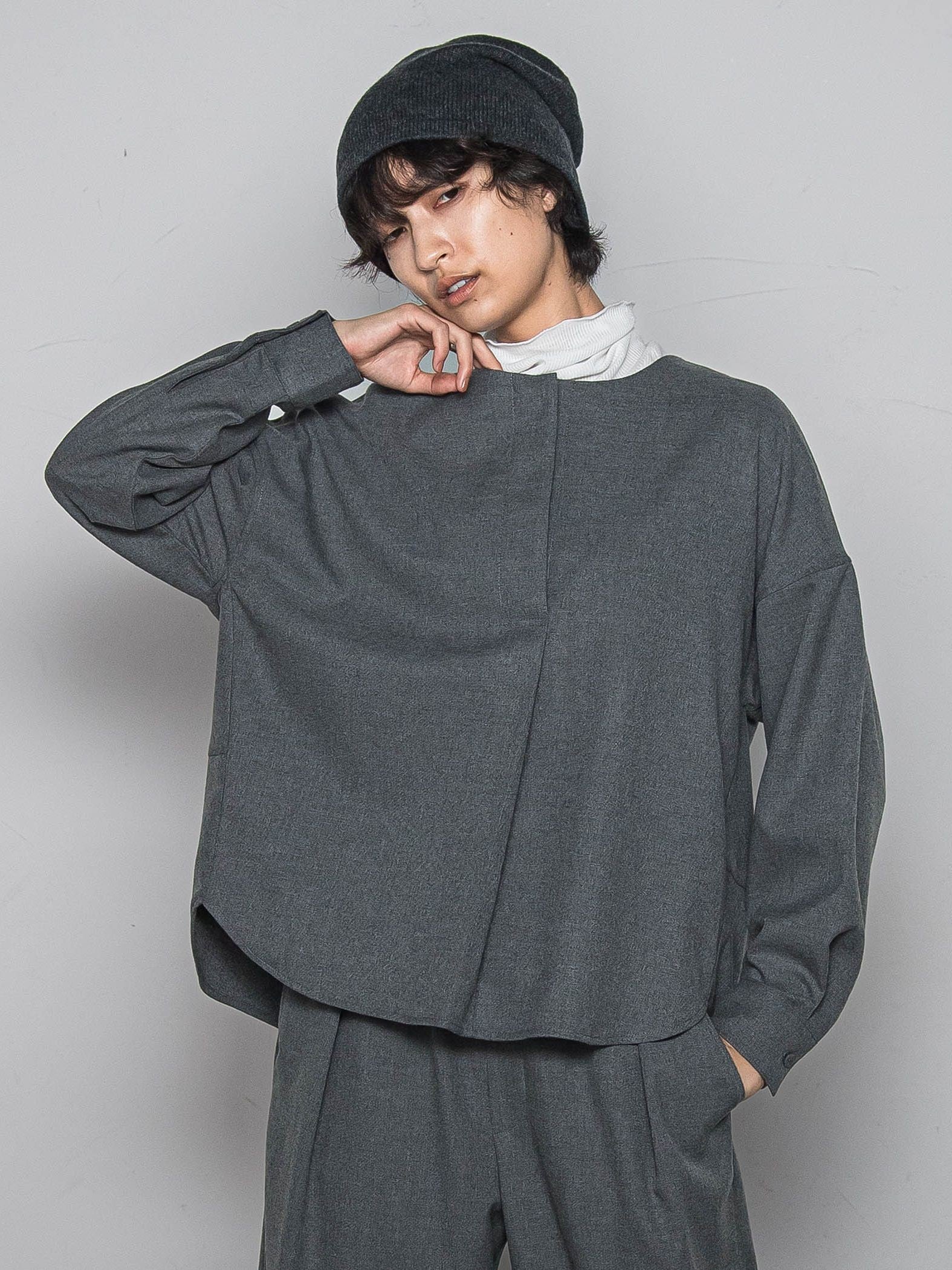 【一瞬で楽とキレイを叶える】裏起毛2WAYネックブラウス≪手洗い可能≫