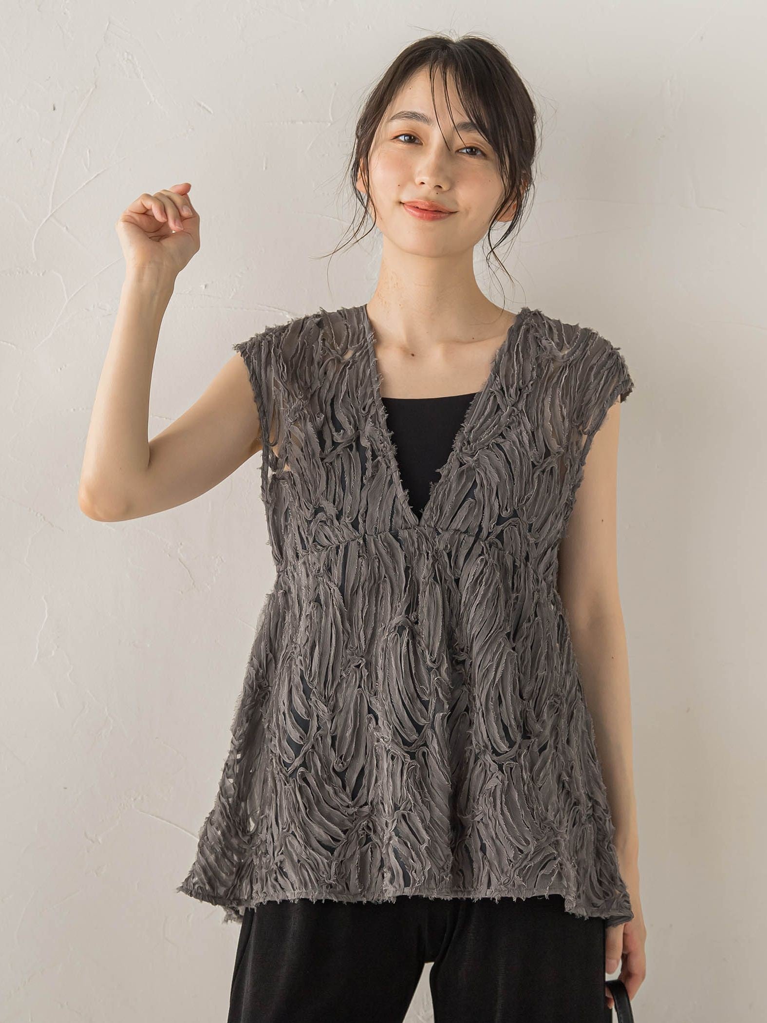 チュールコード刺繍ビスチェ