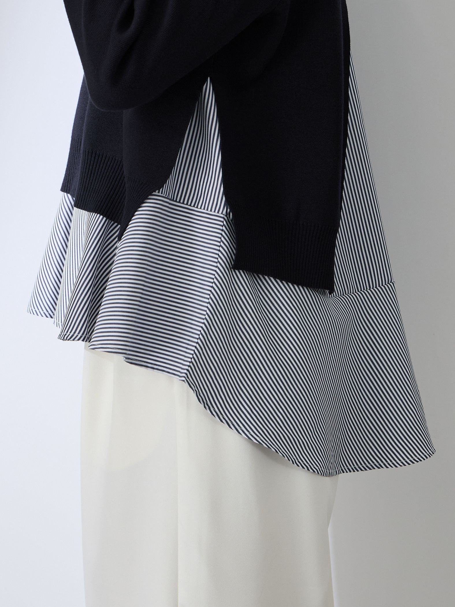 サイドスリットニット×ペプラムヘムインナーSET