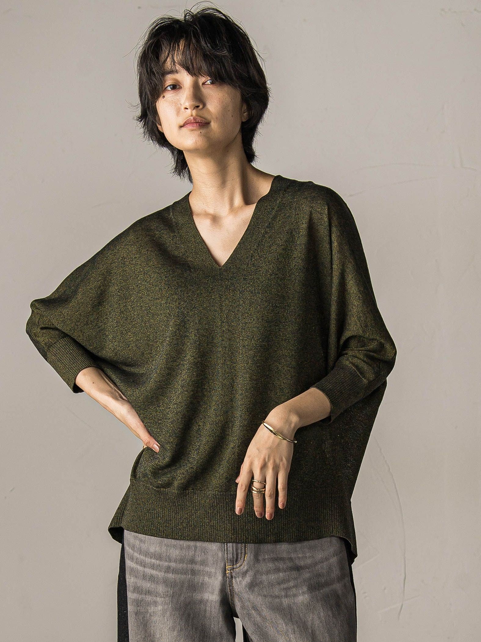 LEVITAシアーVネックドルマンニットプルオーバー≪手洗い可能≫