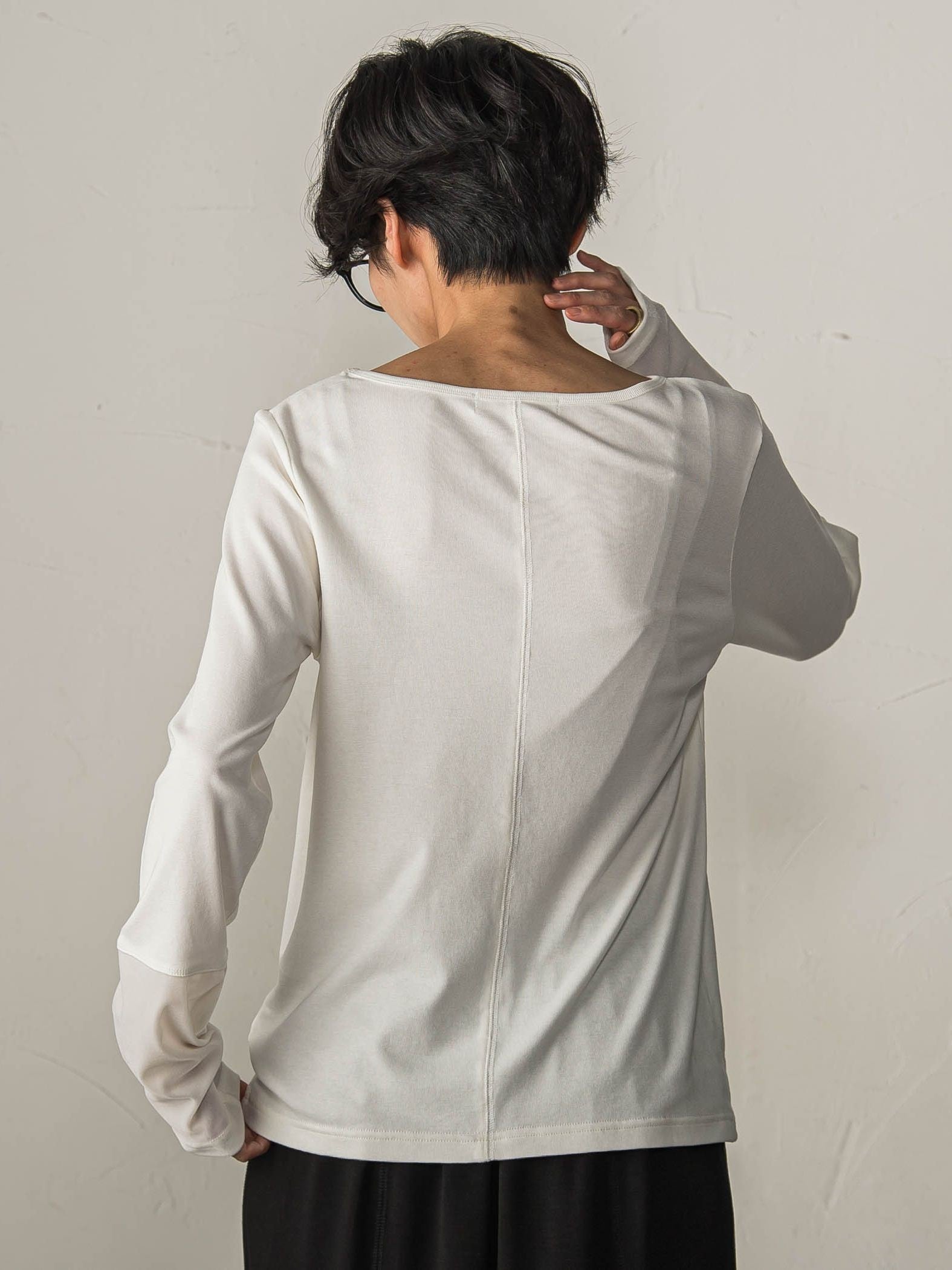 ベロアカフスロングTシャツ