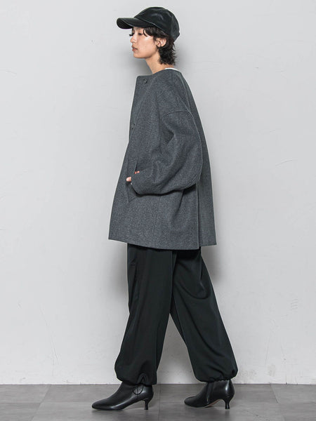 ライトジャージメルトンノーカラーミドルコート