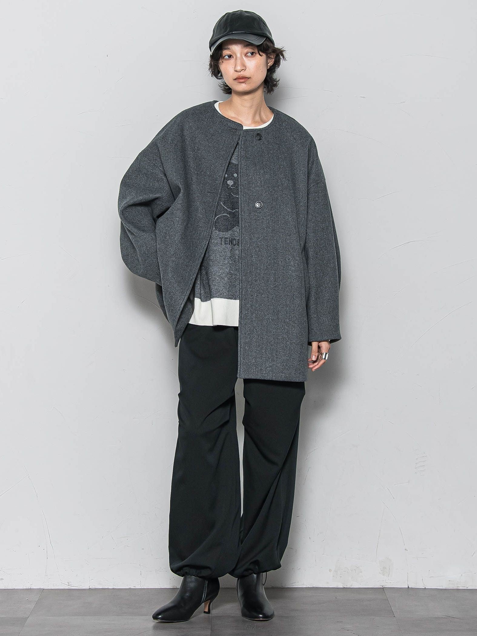 ライトジャージメルトンノーカラーミドルコート