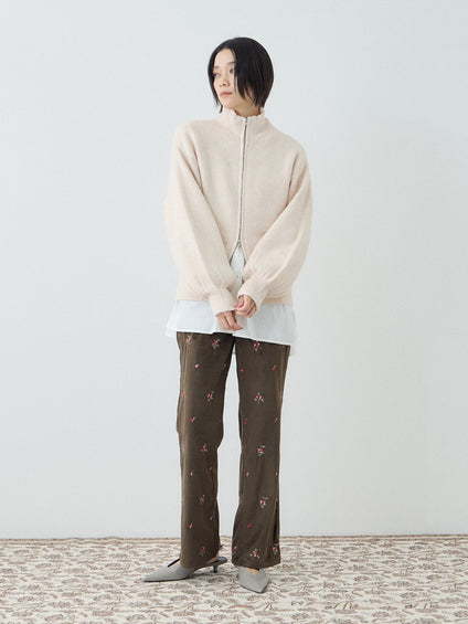 花柄ベロアセミフレアパンツ