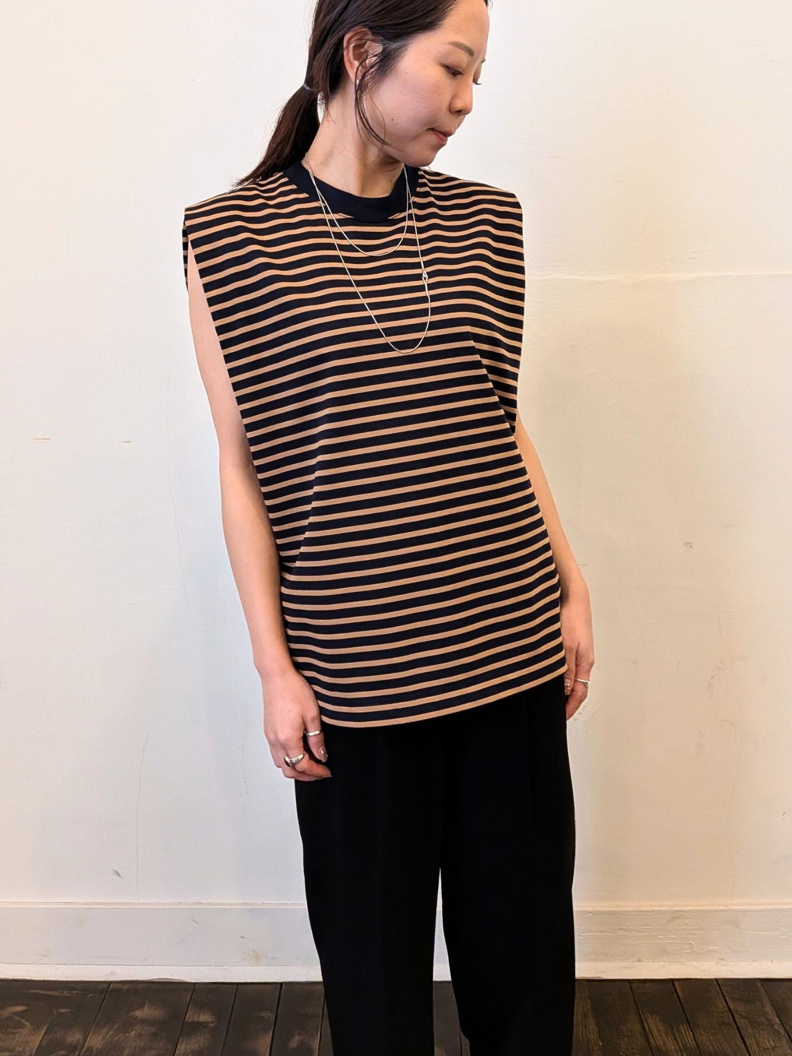 《予約販売》crew neck vest　【日本製】