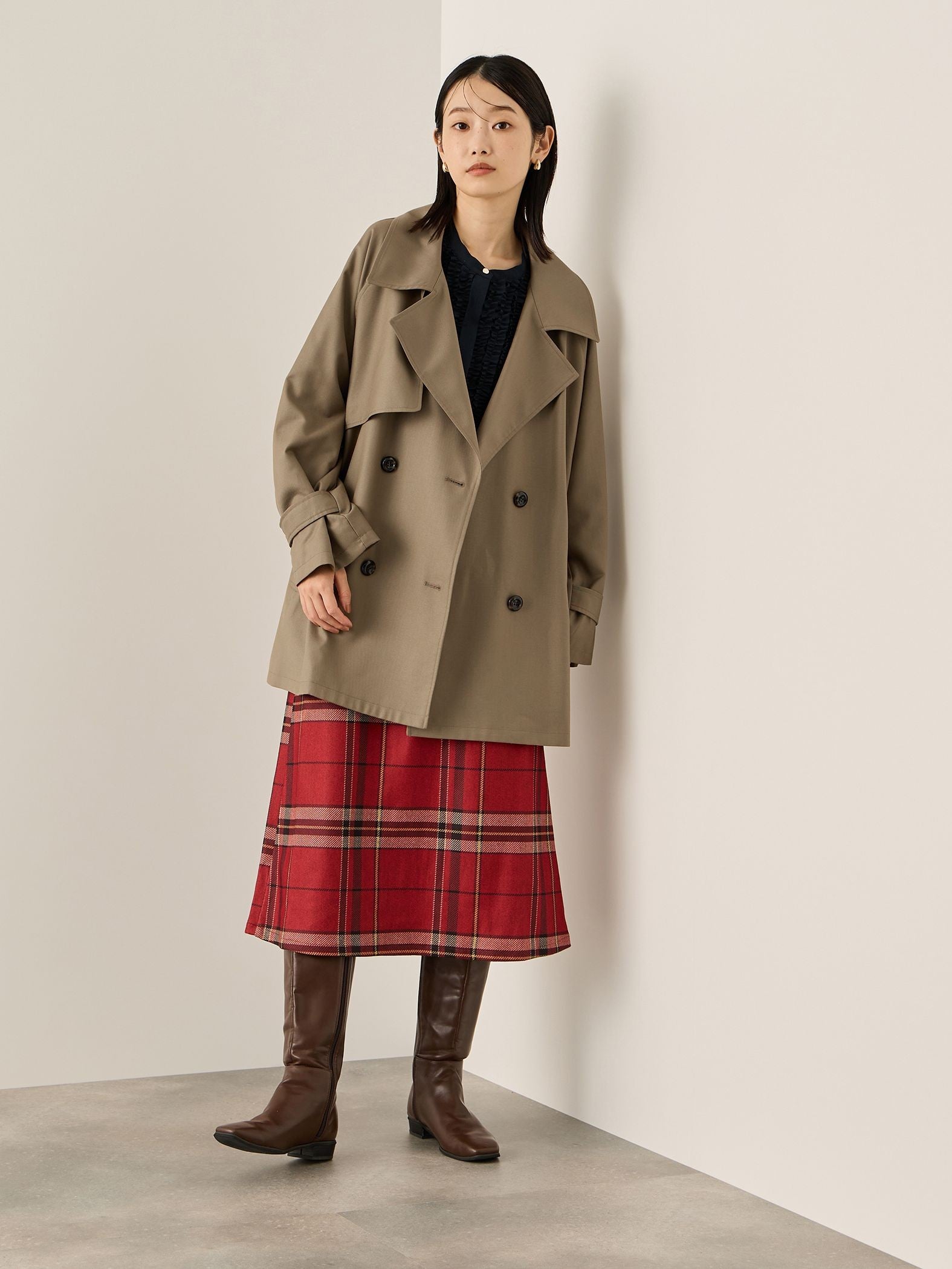 テントラインミドルトレンチコート