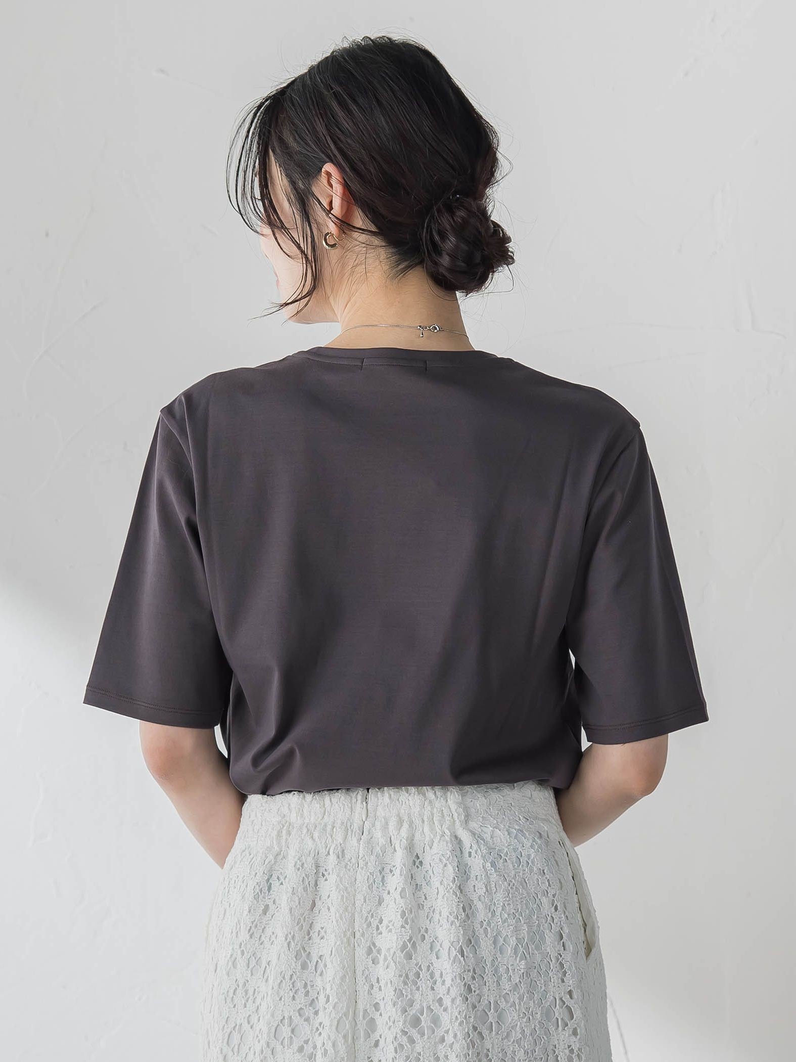 汗ジミ軽減カットソー