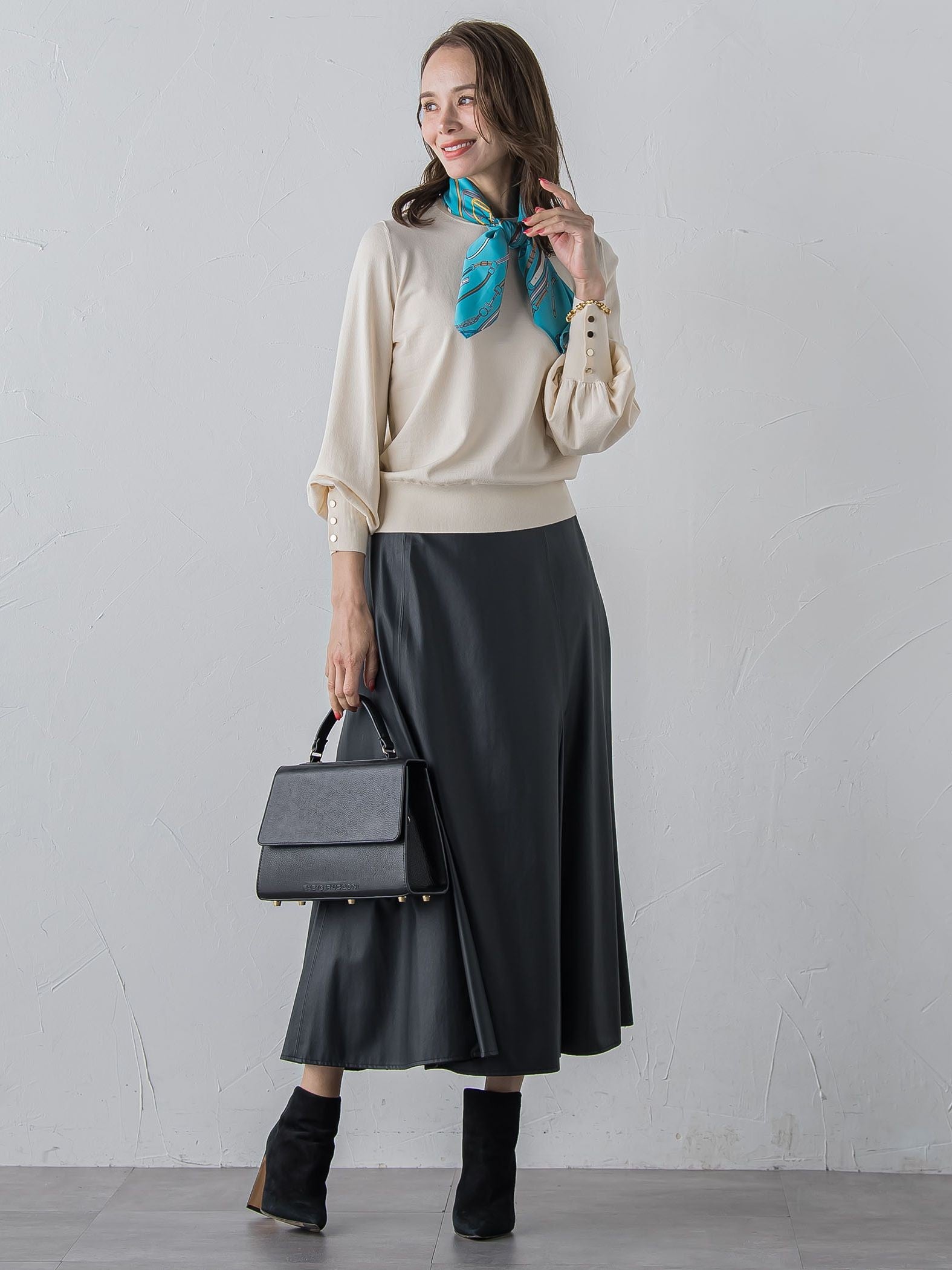 フェイクレザーマーメイドスカート