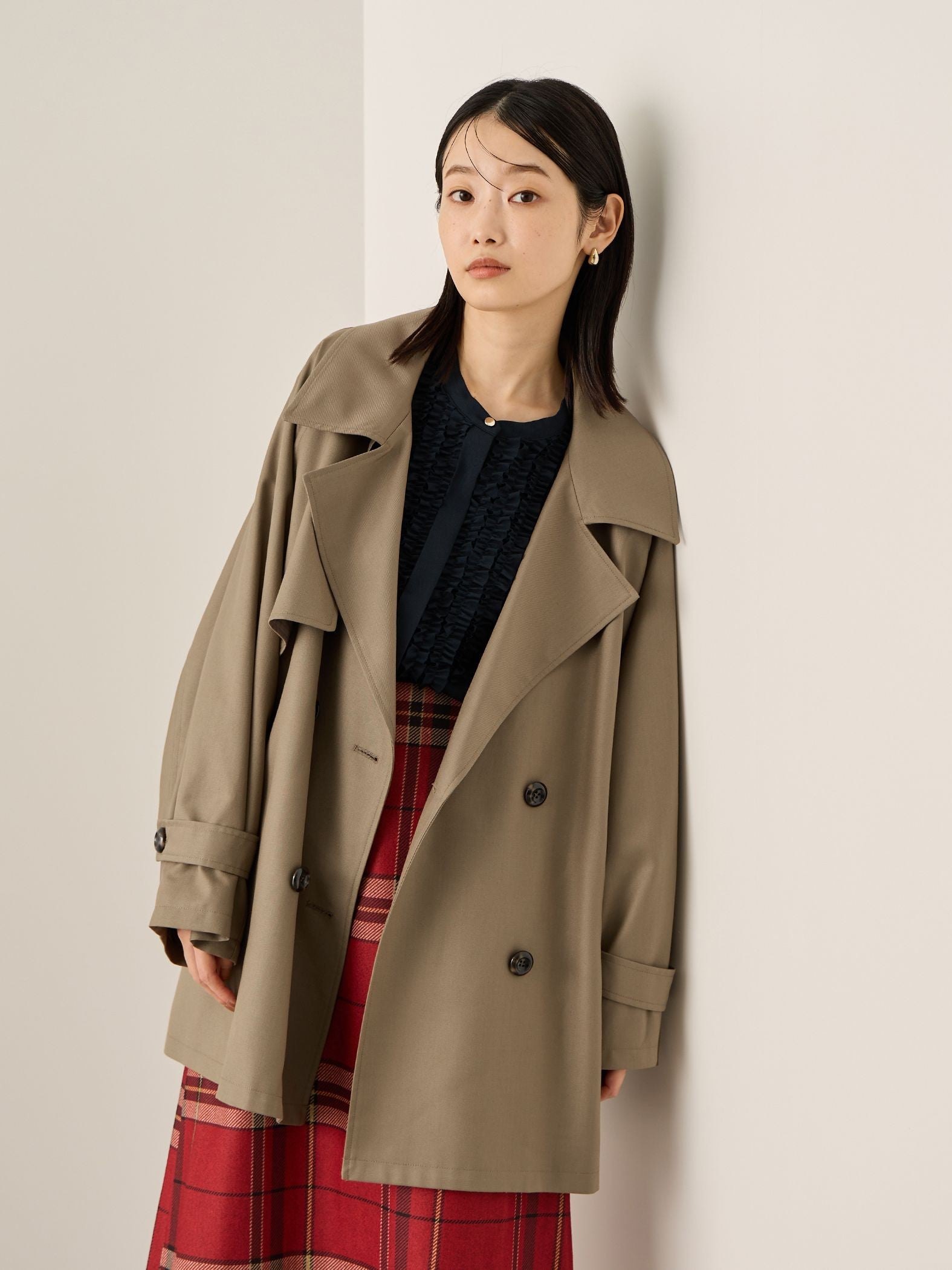 テントラインミドルトレンチコート