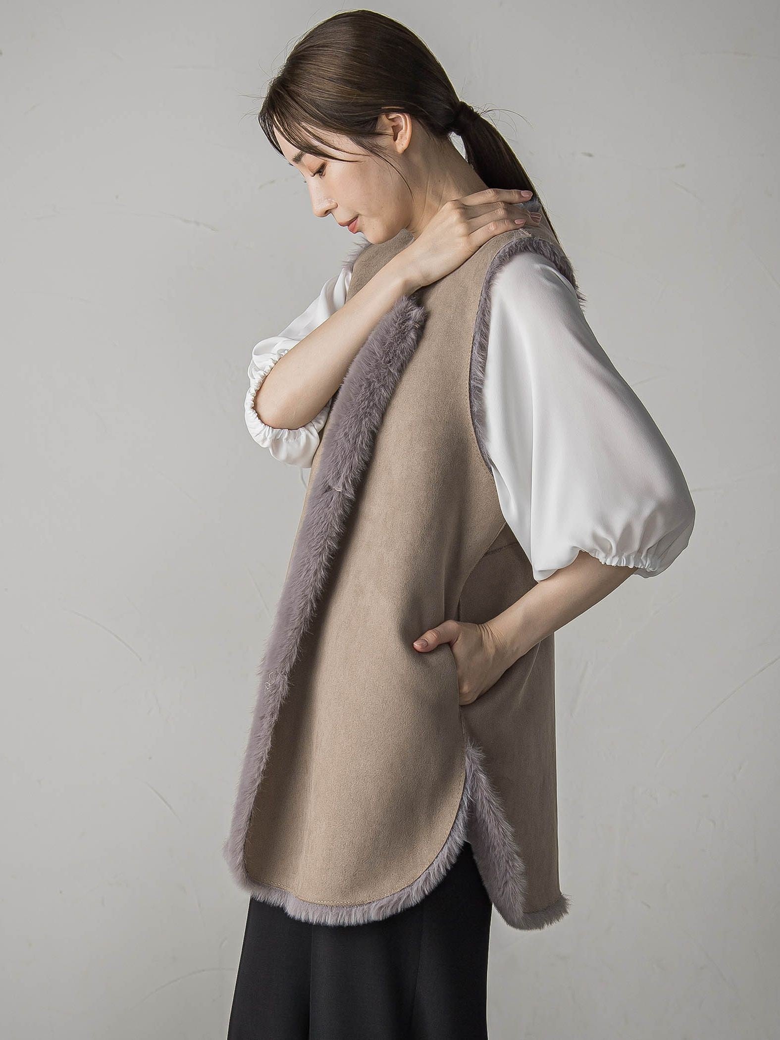 【biyori】”表も裏も主役”リバーシブルフェイクファーベスト