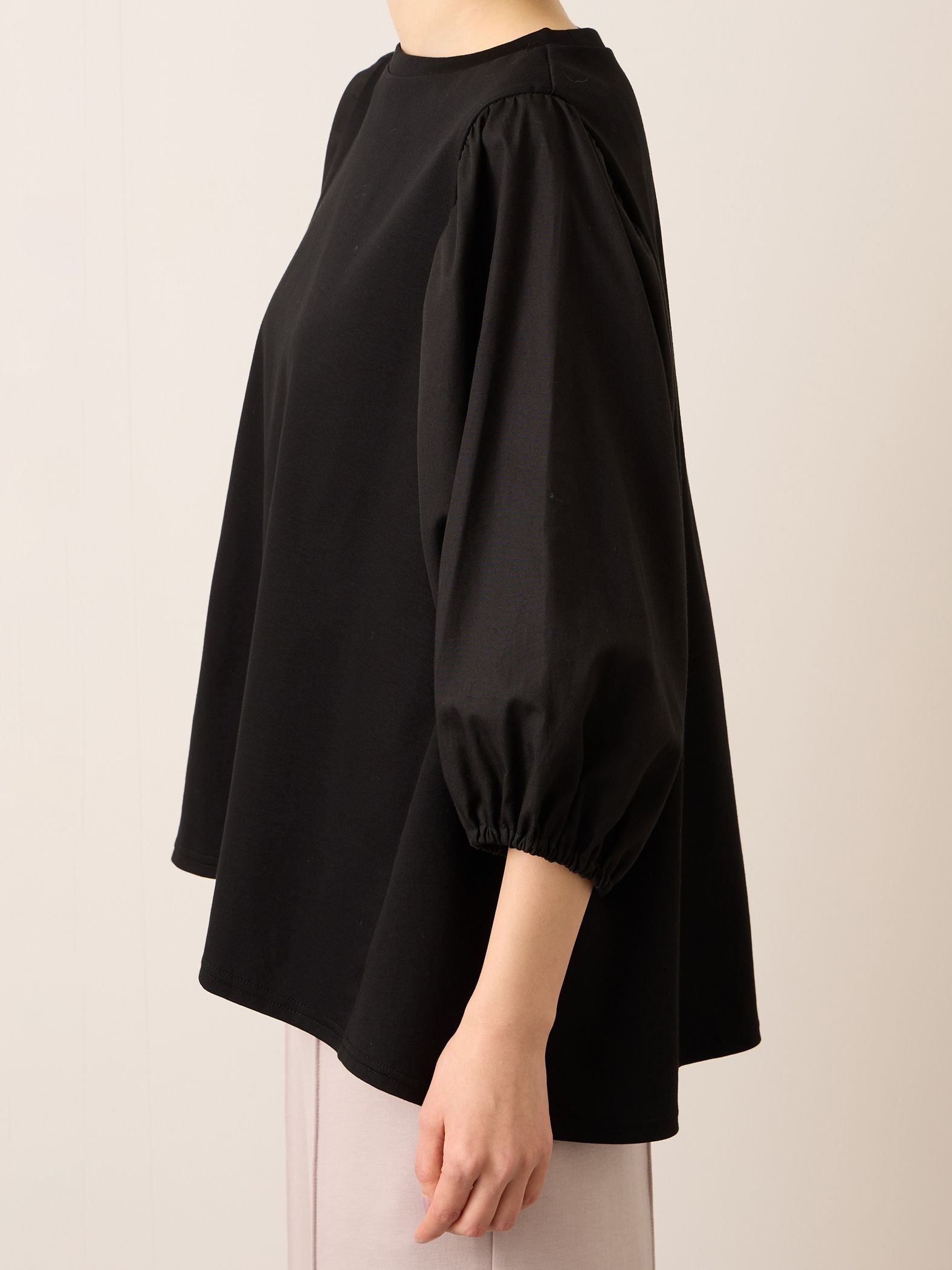 《予約》【機能するミニマル服】切替プルオーバー《接触冷感》