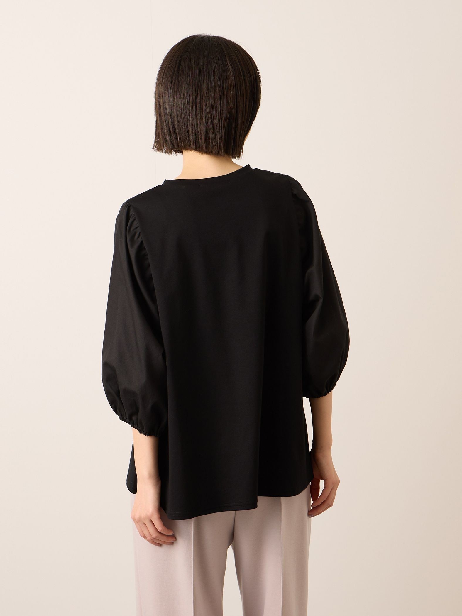 《予約》【機能するミニマル服】切替プルオーバー《接触冷感》