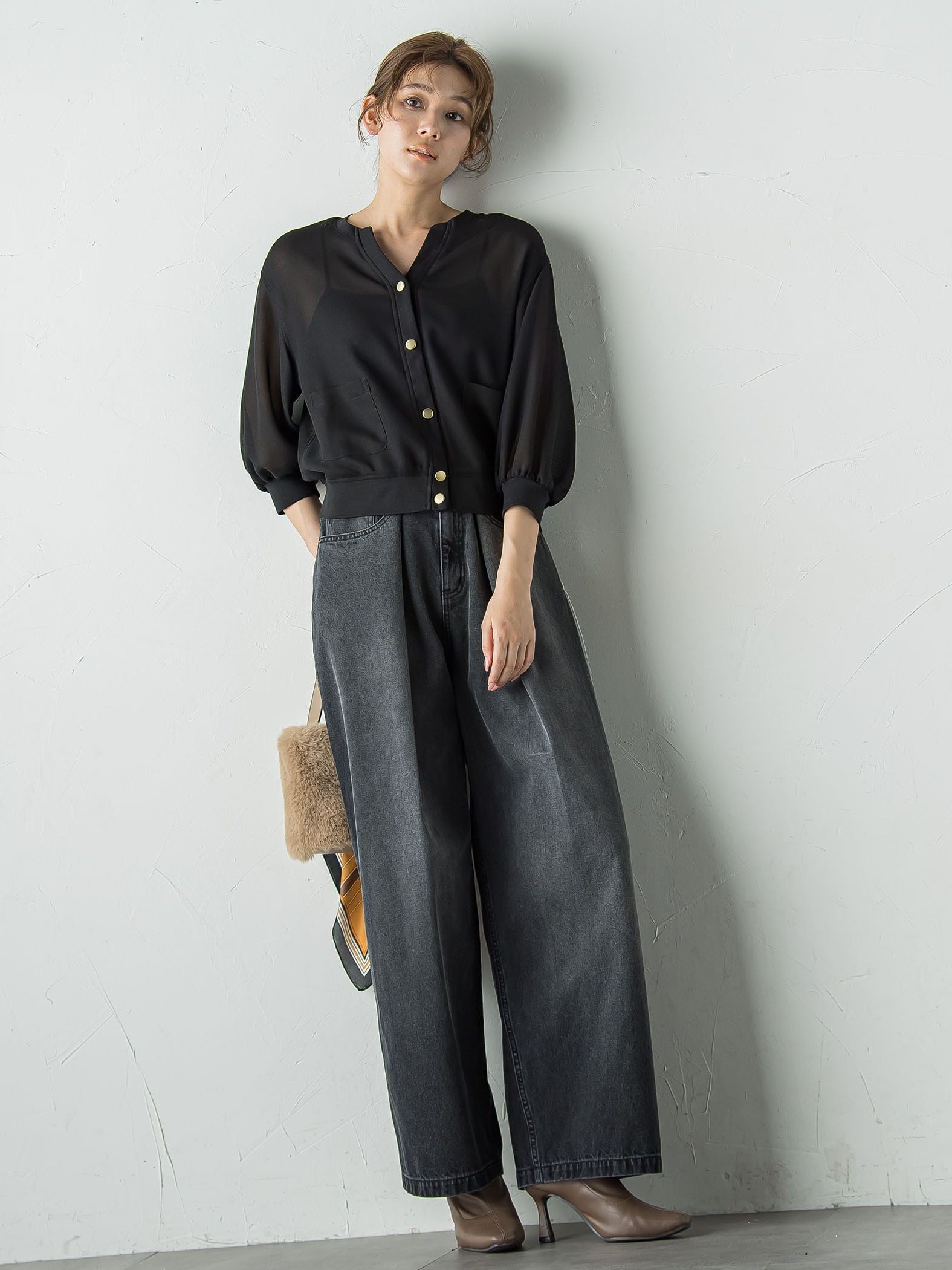 タックデニムパンツ≪洗濯機で洗える≫