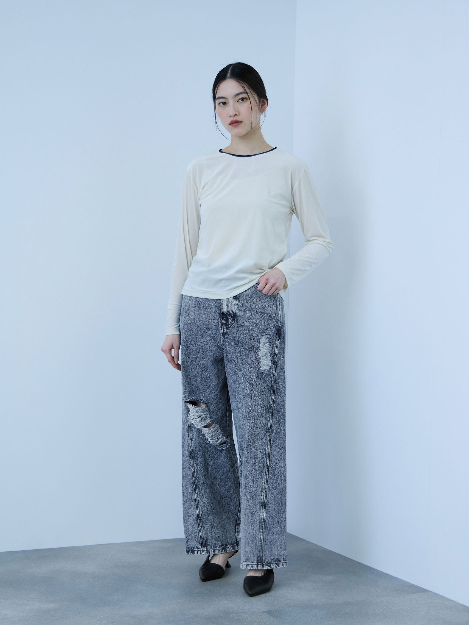 【大人の抜け感】デニムカットオフダメージパンツ