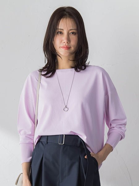 バックボタンデザインニット