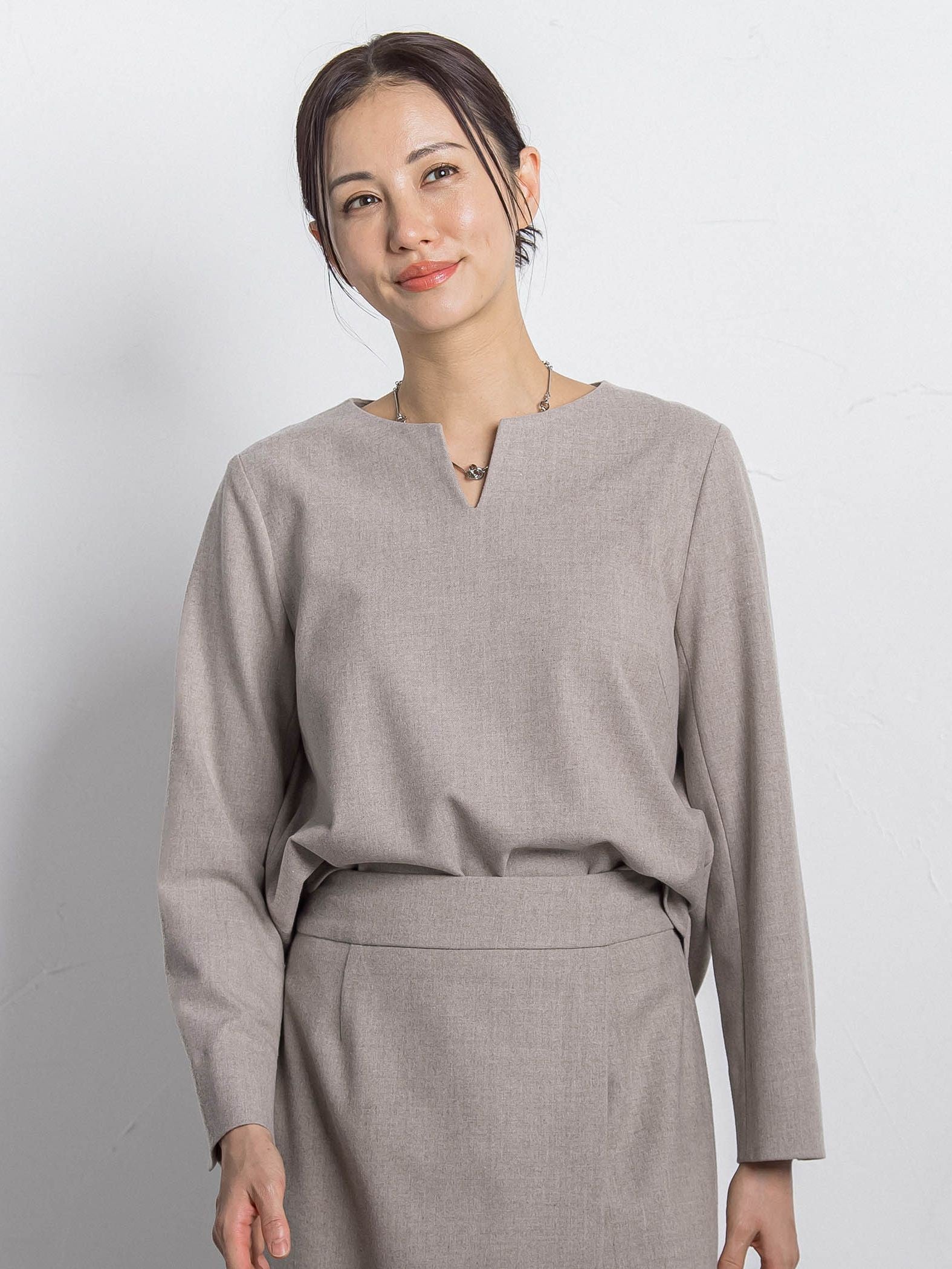 両面起毛キーネックブラウス＜WEB限定11号サイズ＞