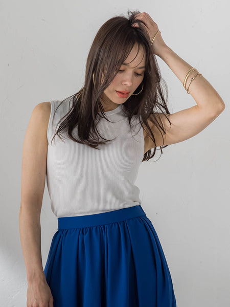 LUCINDAリブノースリーブニット
