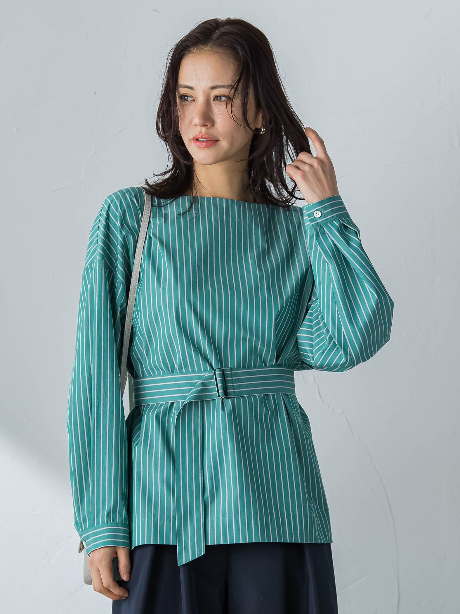 ボートネックコットンポプリンストライプブラウス