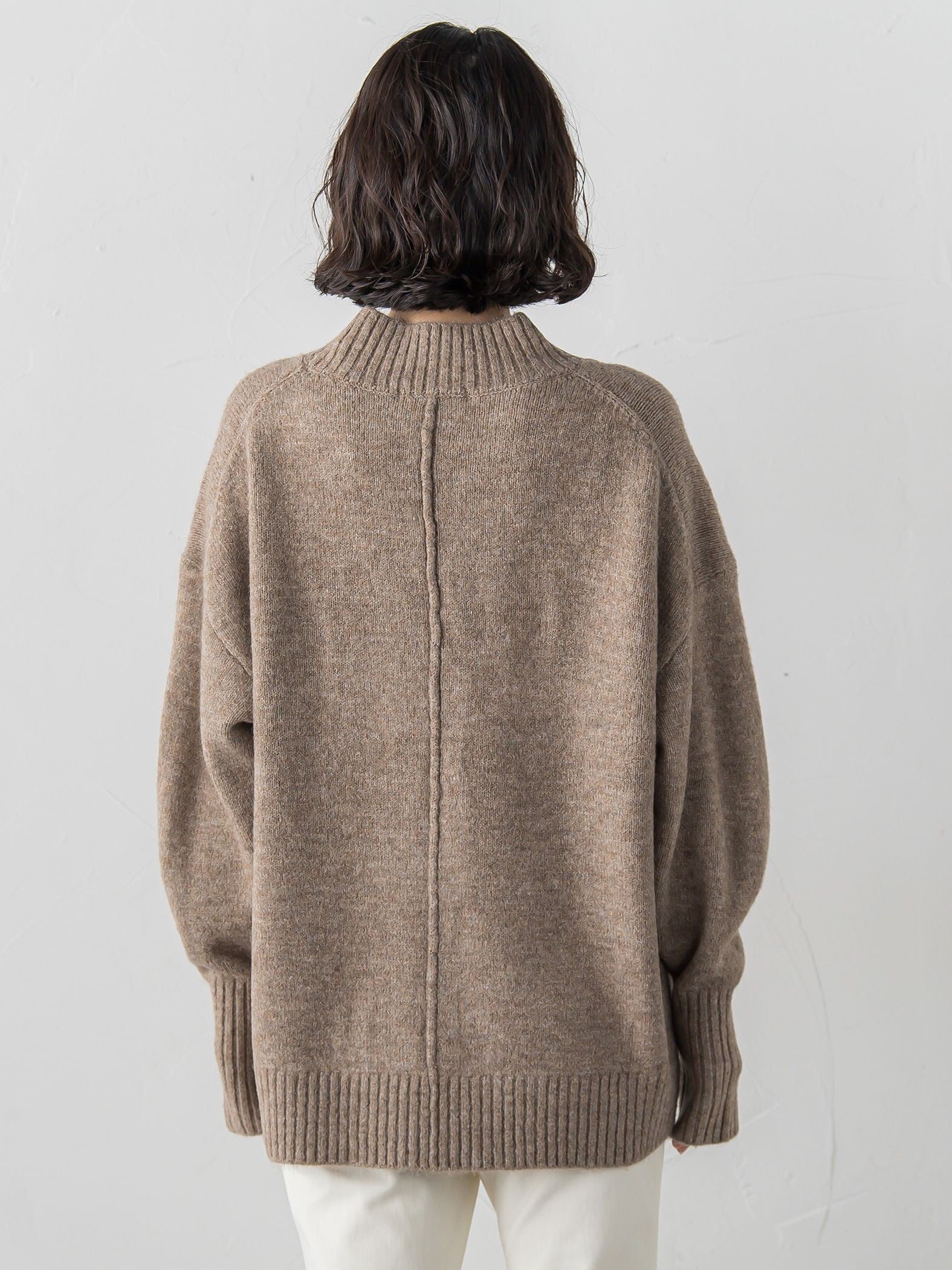 【WEB限定】”毎日頼れる”ゆったりモックネックニット