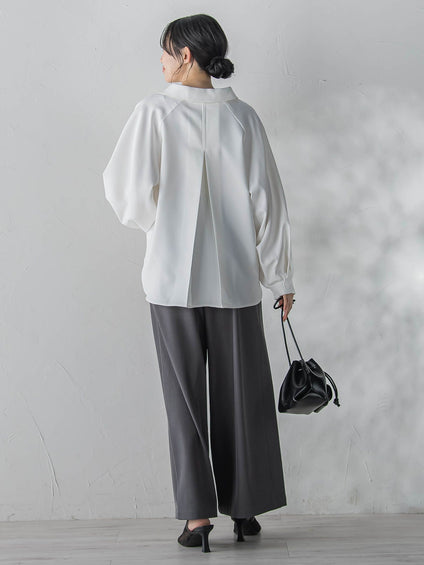 【WEB限定】パウダーストレッチ合わせネックブラウス≪手洗い可能≫