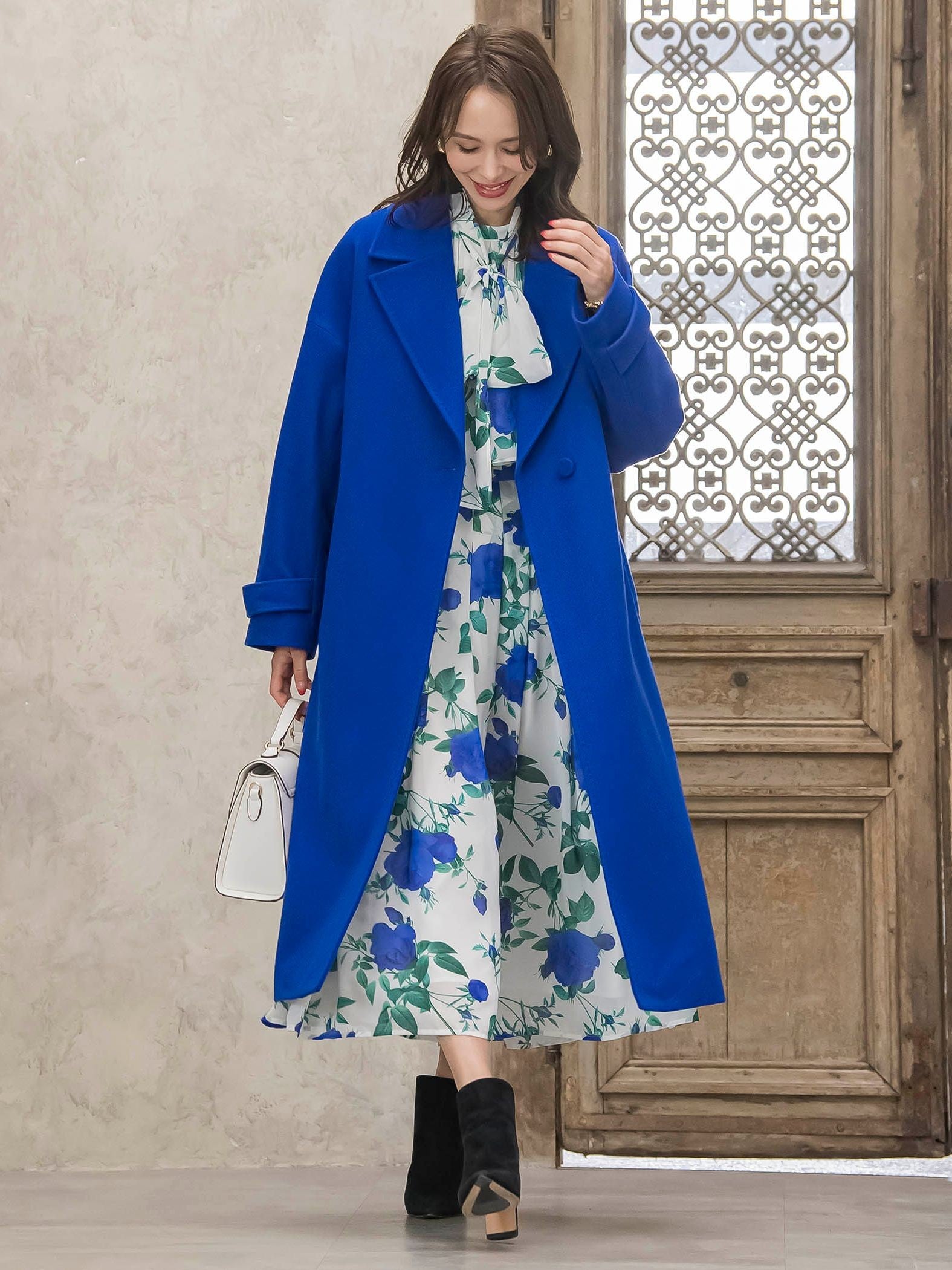 ブルーローズプリントブラウス≪洗濯機で洗える≫