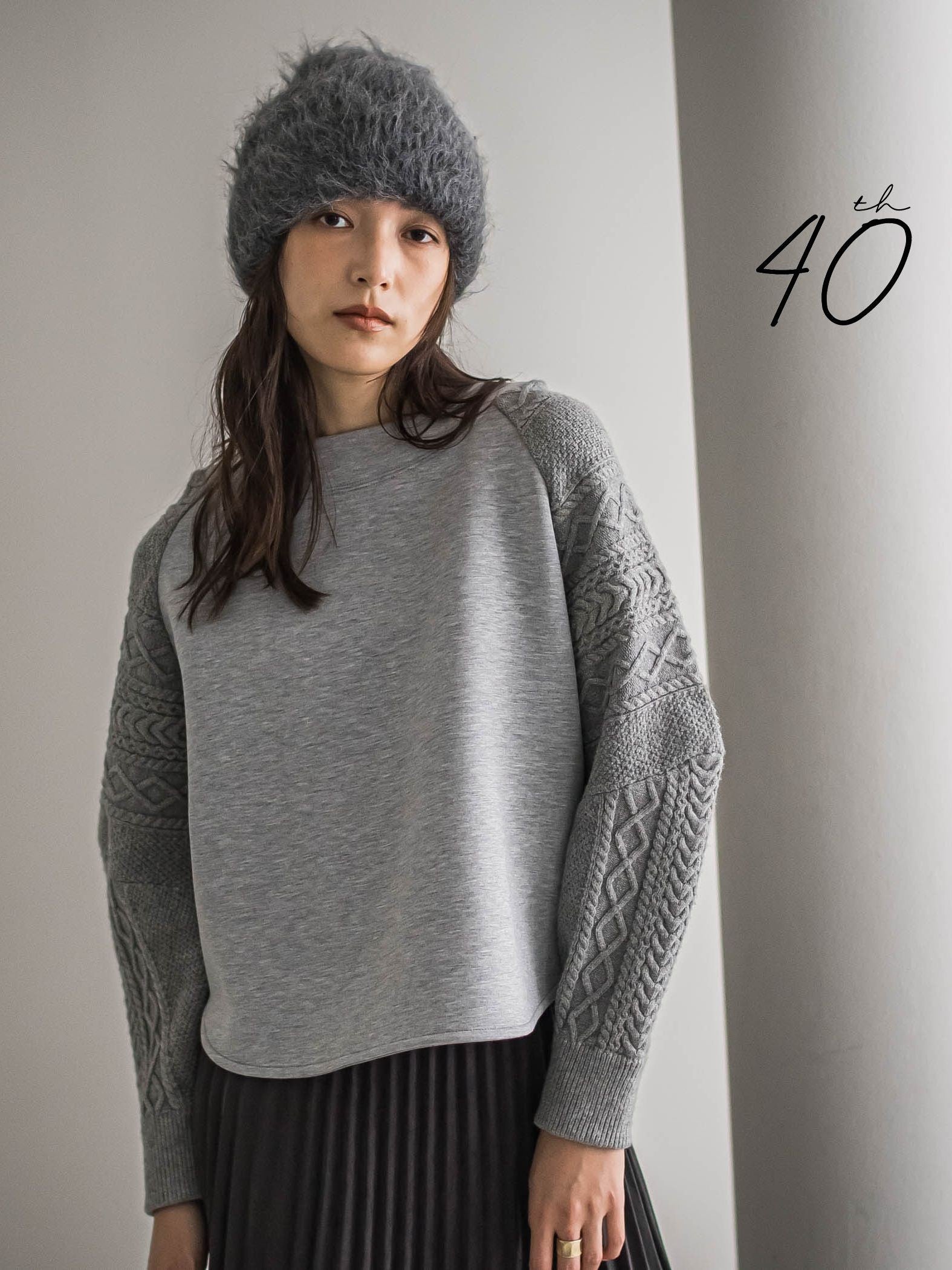 【40周年限定】ケーブルニットスリーブボートネックダンボールプルオーバー