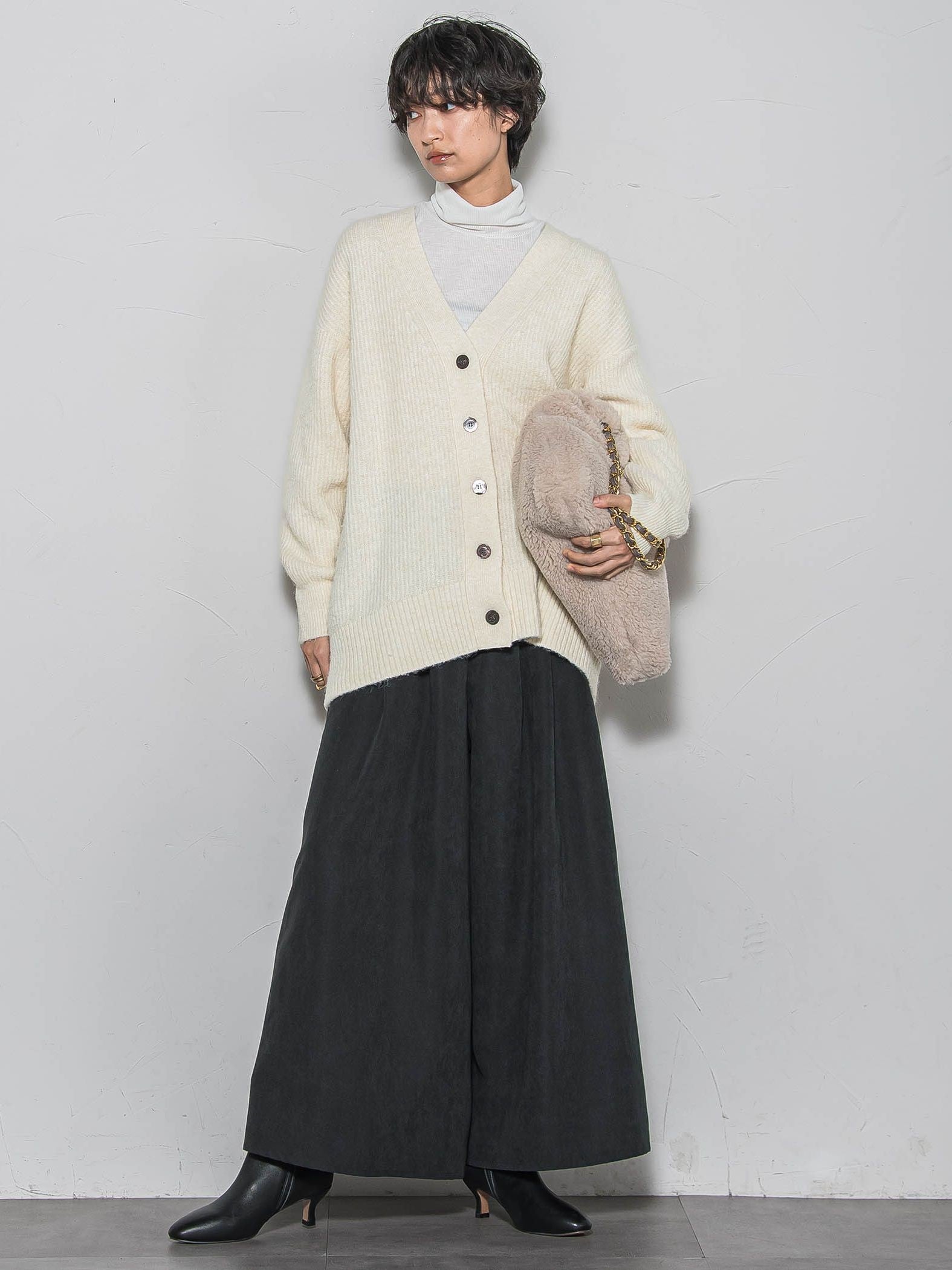 【新色追加】フラッフィーVネックニットカーディガン≪手洗い可能≫