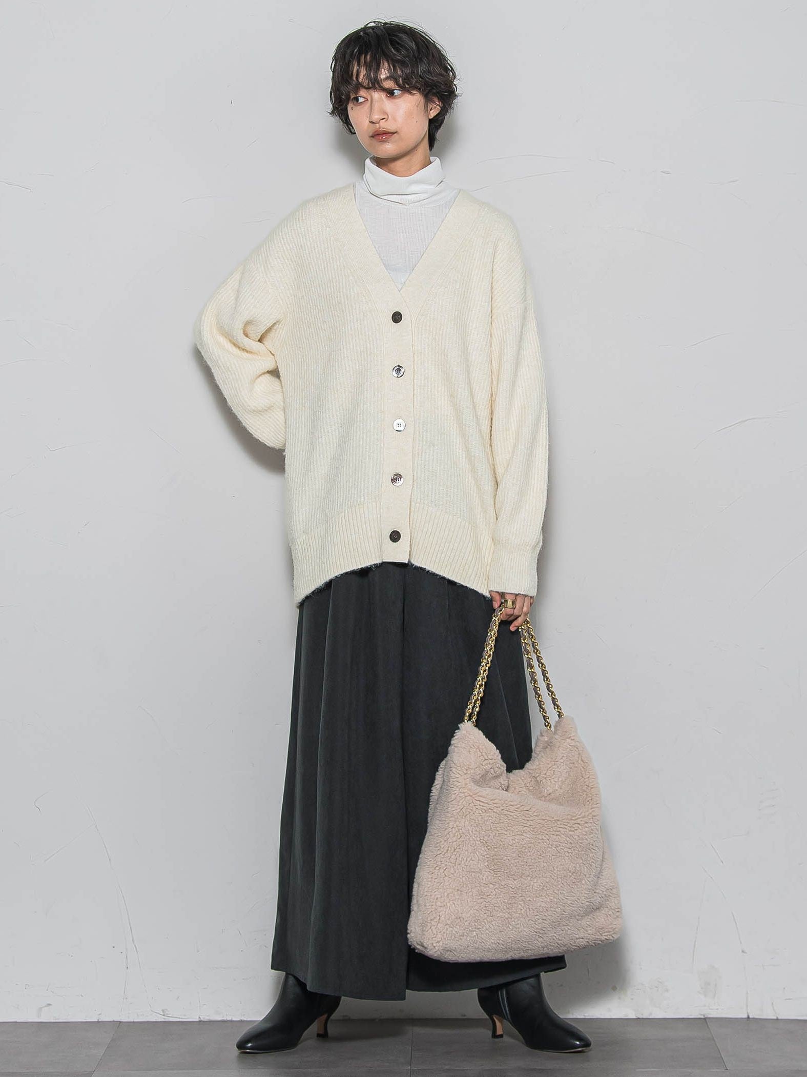 【新色追加】フラッフィーVネックニットカーディガン≪手洗い可能≫