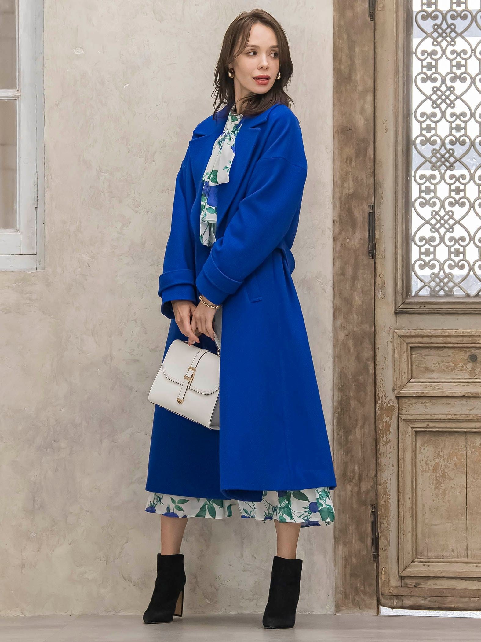 ブルーローズプリントブラウス≪洗濯機で洗える≫