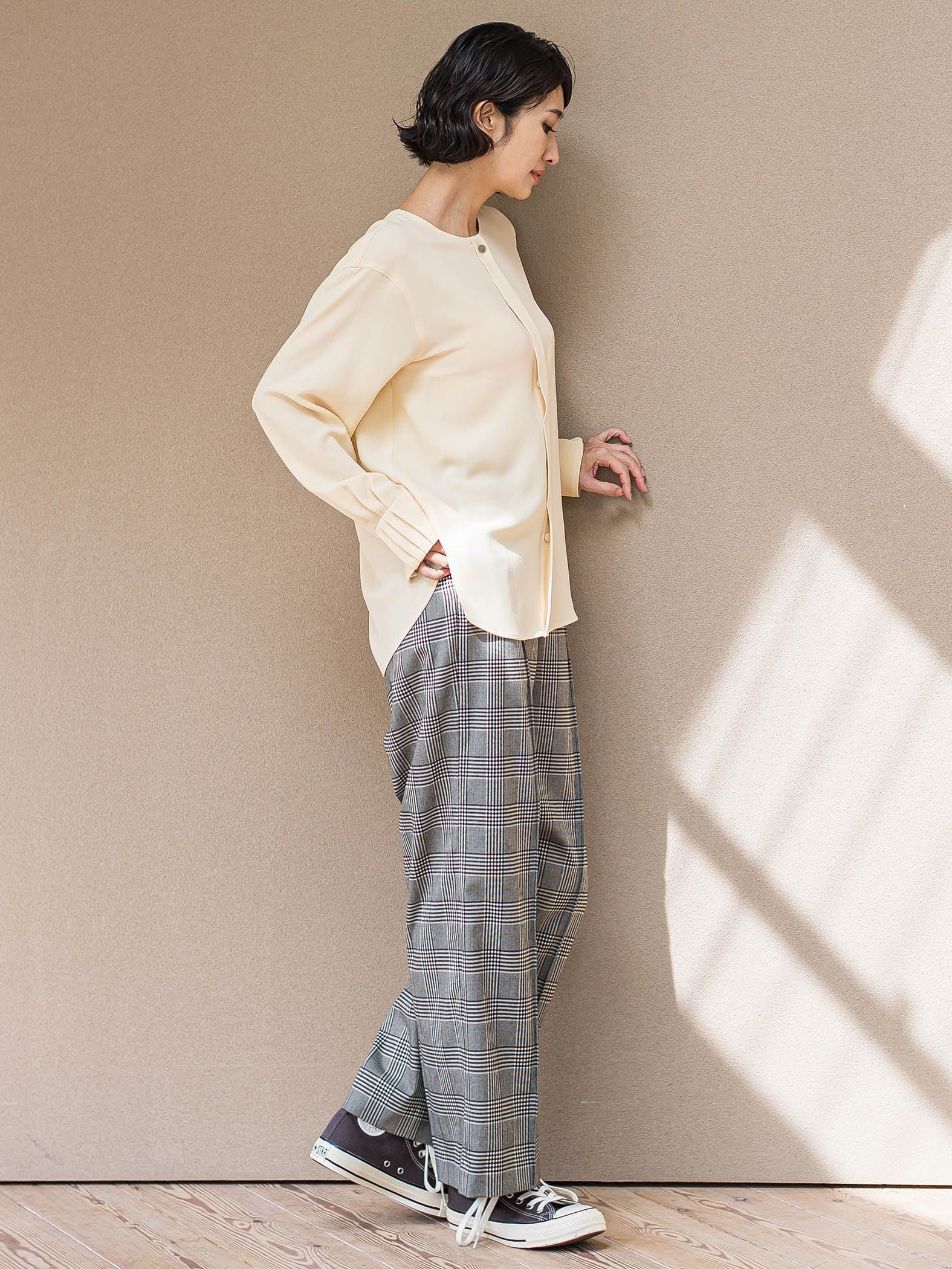 メランジツイルノーカラーブラウス