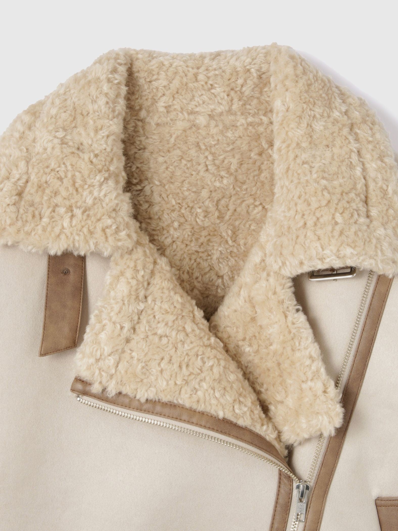 フェイクムートンボアブルゾン