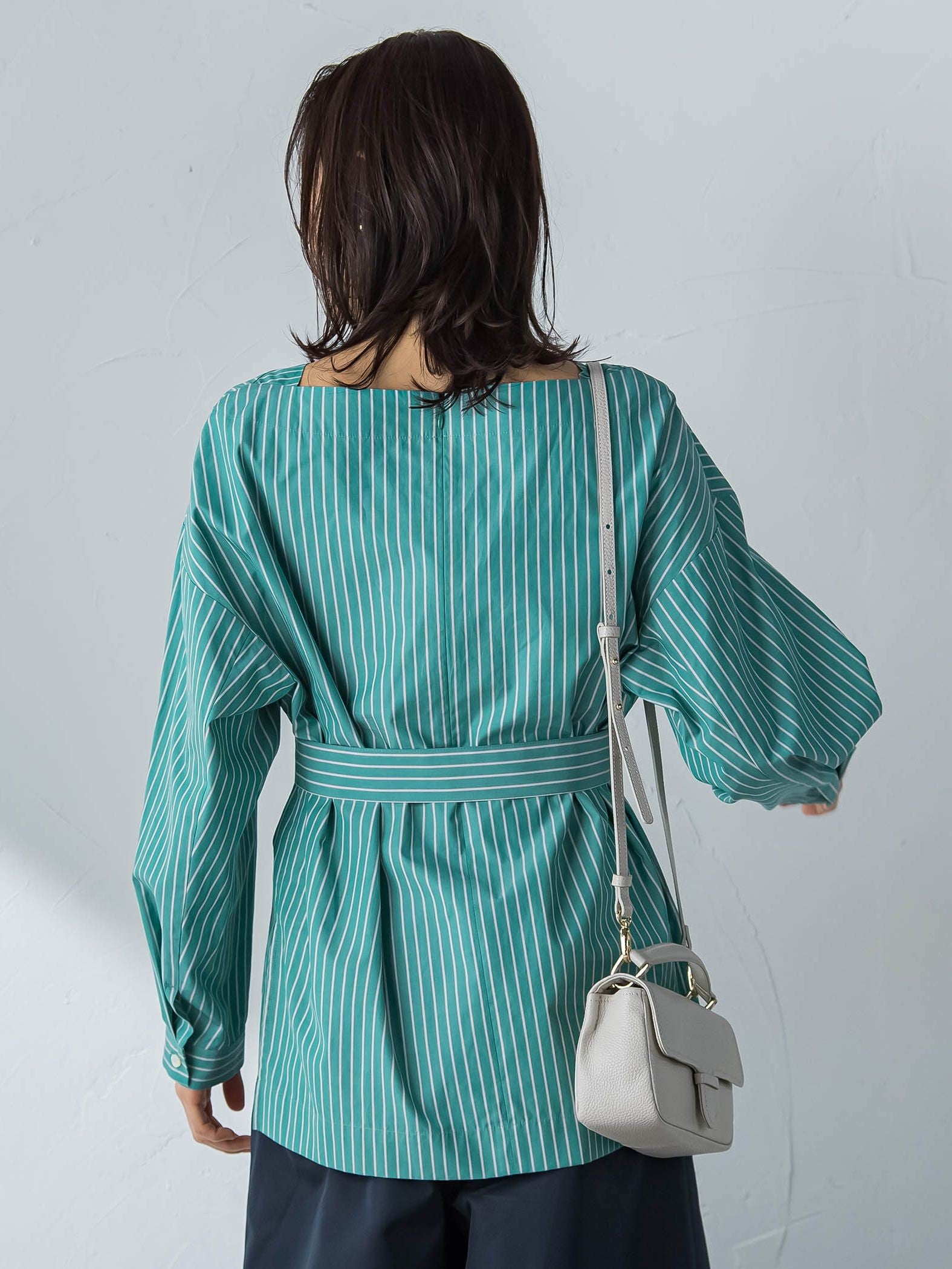 ボートネックコットンポプリンストライプブラウス