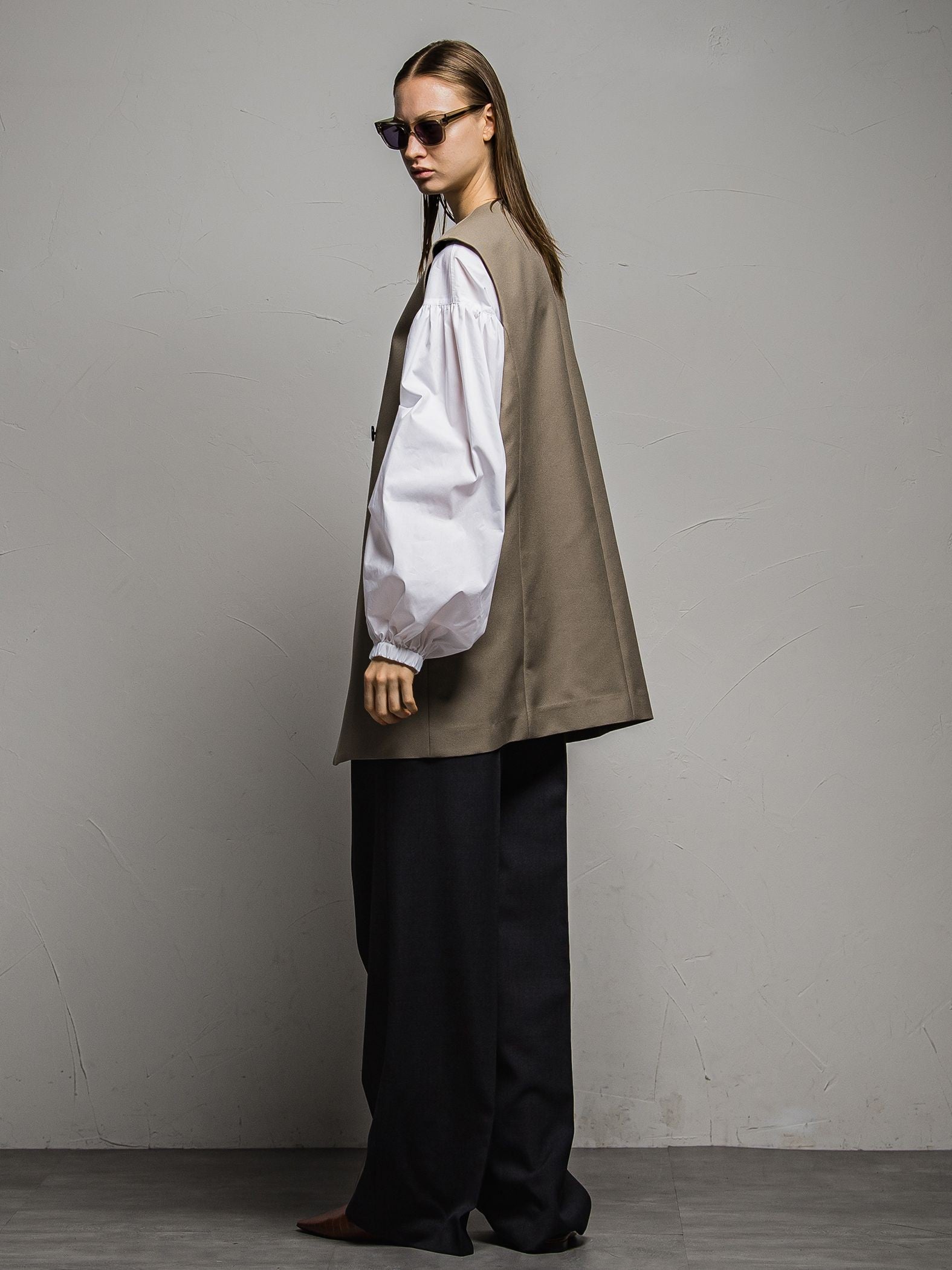 TWギャバジン　スリーブレスコート