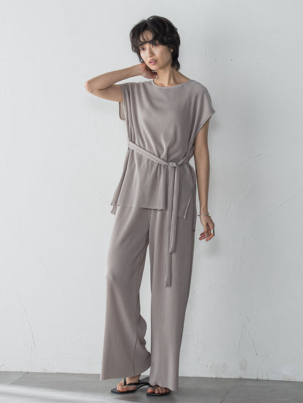 【WEB限定】クリスタルプリーツノースリーブセットアップ≪手洗い可能≫