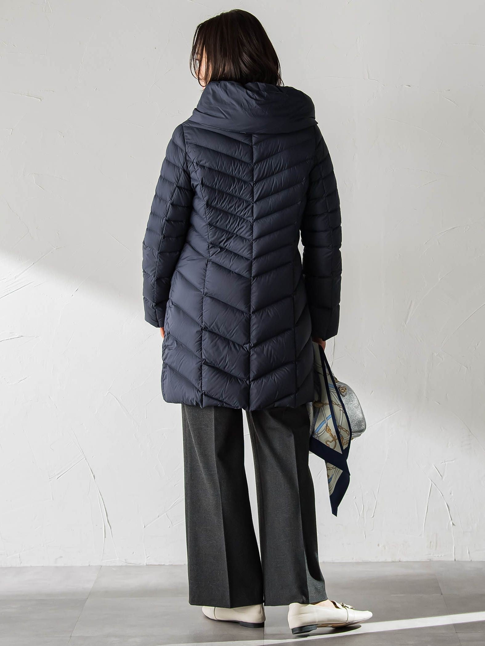 Surface Light ボリュームネックダウンコート