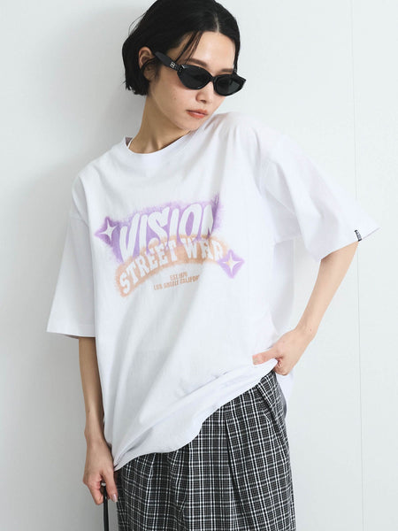【VISION STREET WEAR】スプレープリントTシャツ≪洗濯機で洗える≫