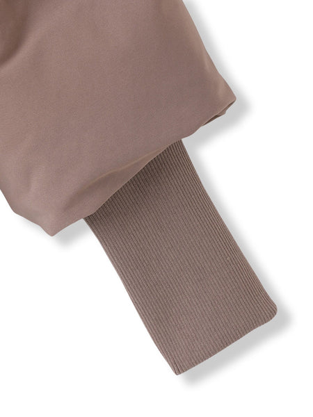 袖口リブシームレスダウンジャケット