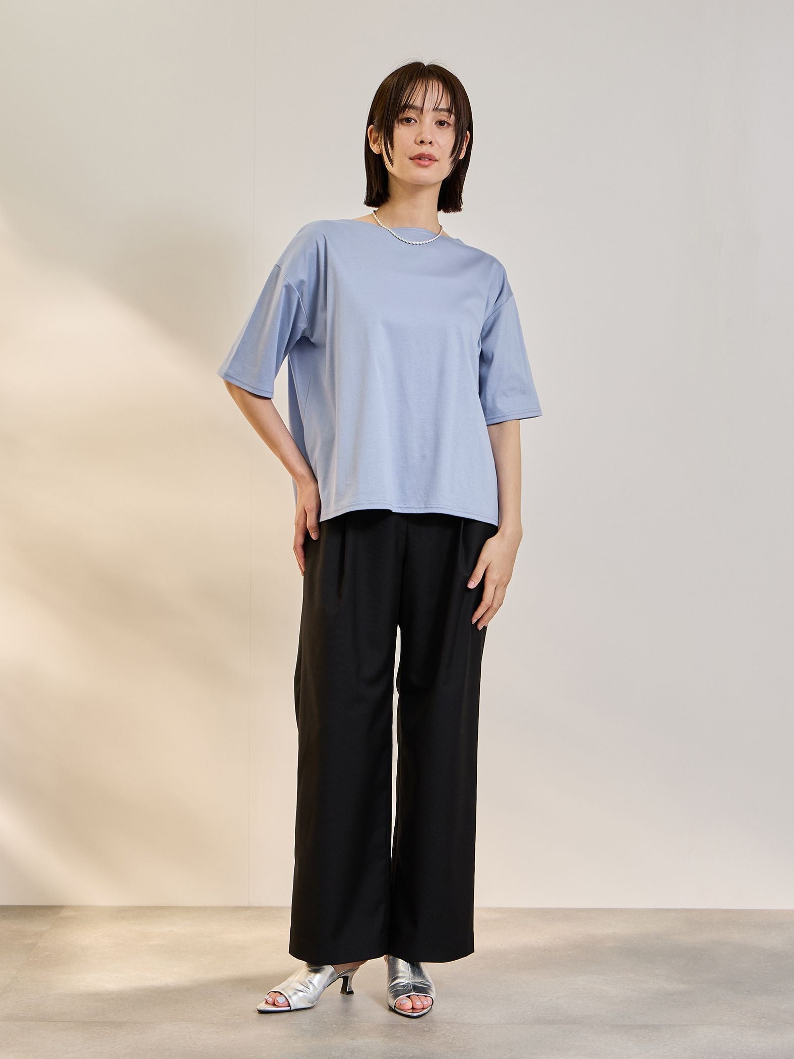 《予約》【連休。涼。軽やかに。】ボートネックT《汗じみ軽減 / 接触冷感》