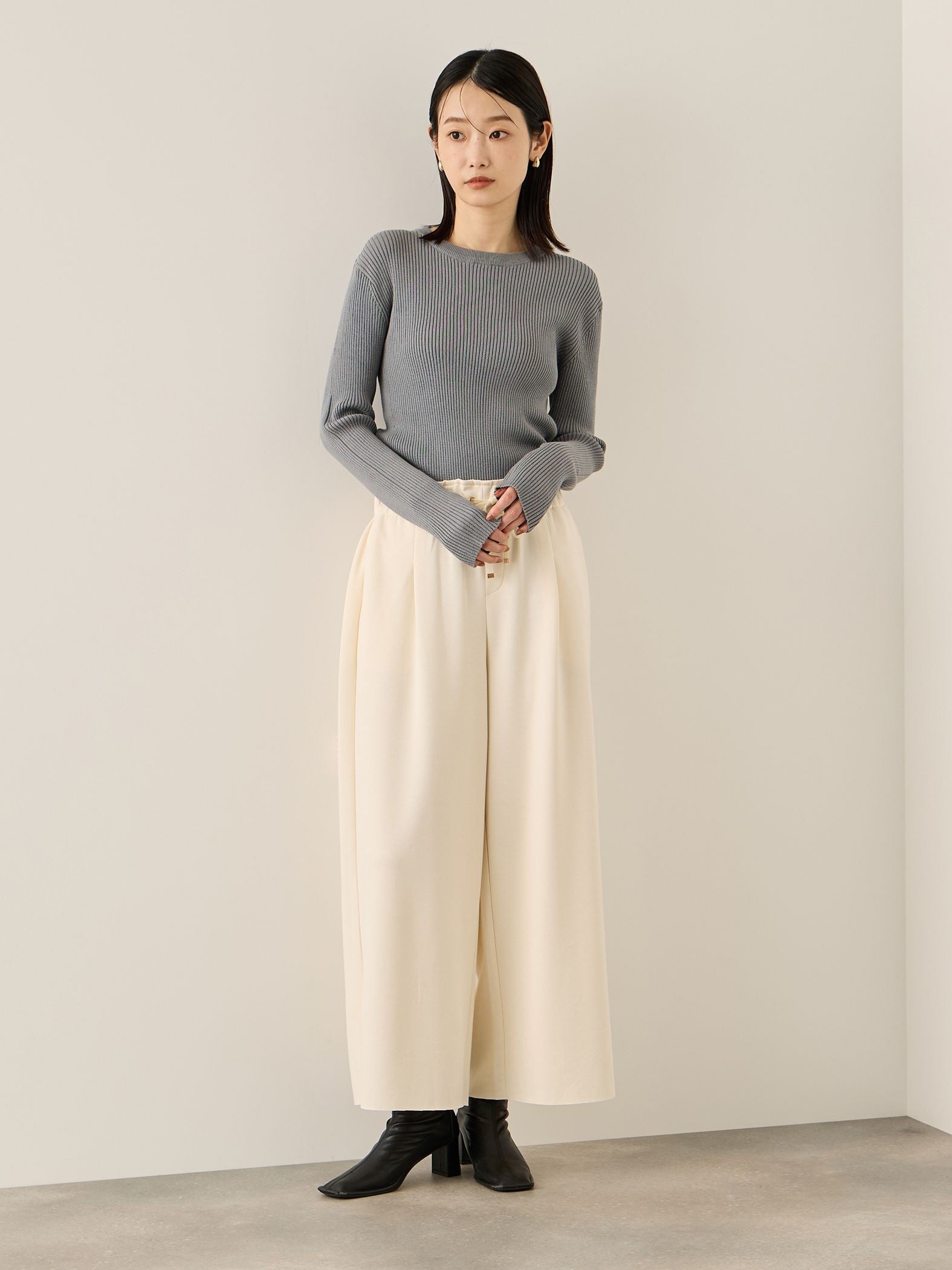 調温クルーネックニット≪手洗い可能≫