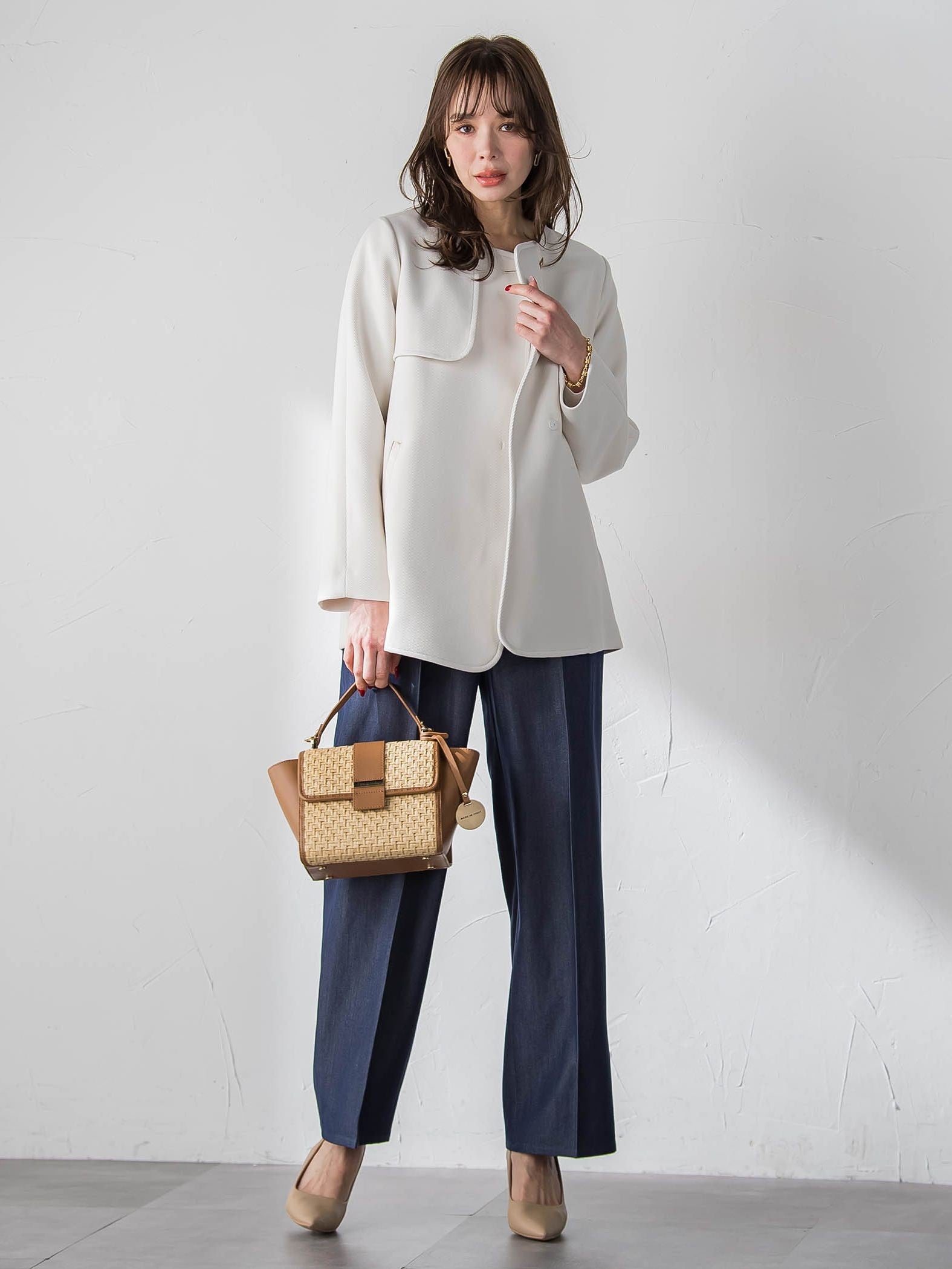 ノーカラーハーフコート