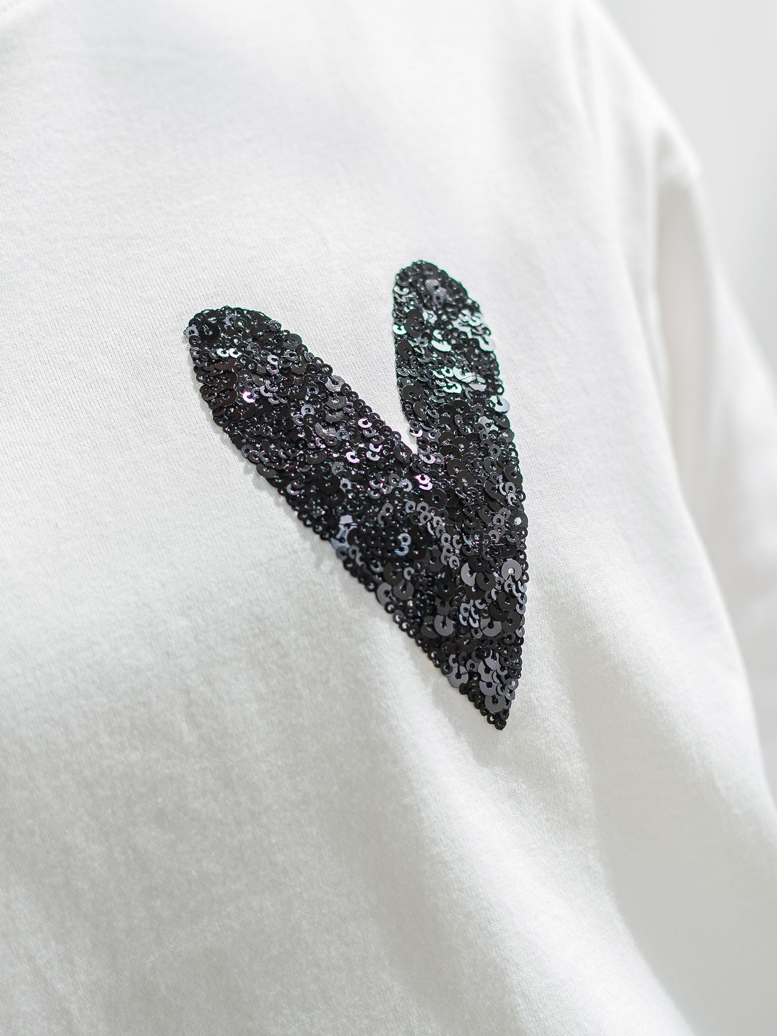 スパンコールハート刺繍Tシャツ≪洗濯機で洗える≫
