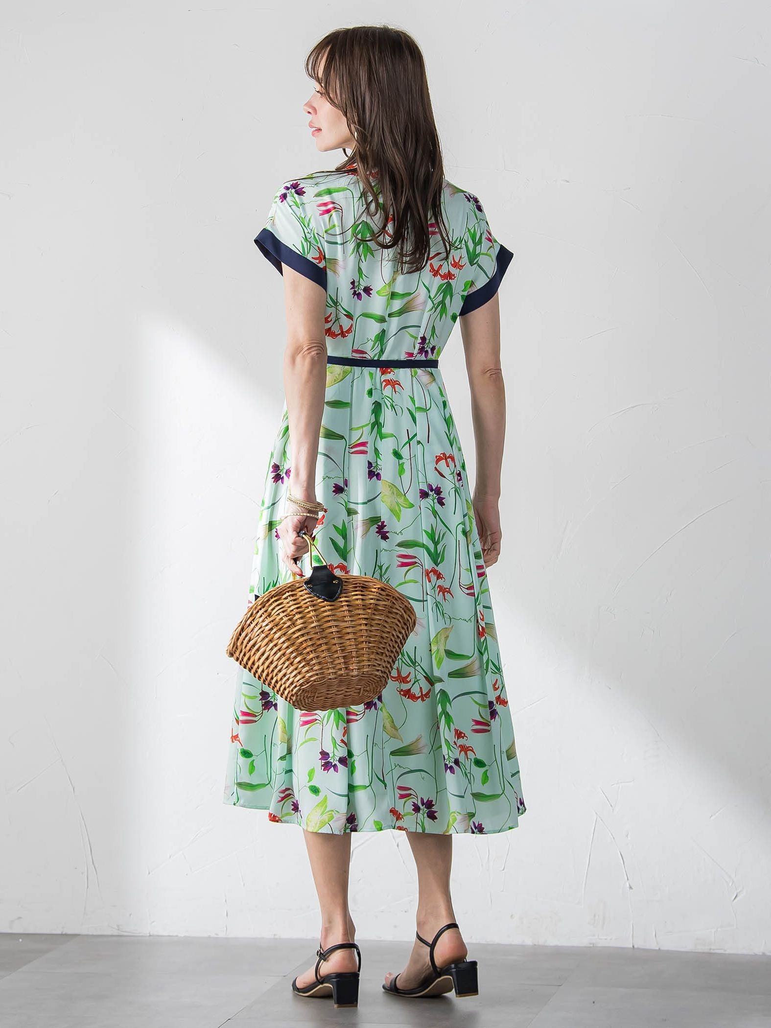 【KEITA KAWASAKI × Viaggio Bluコラボ】リリープリントワンピース