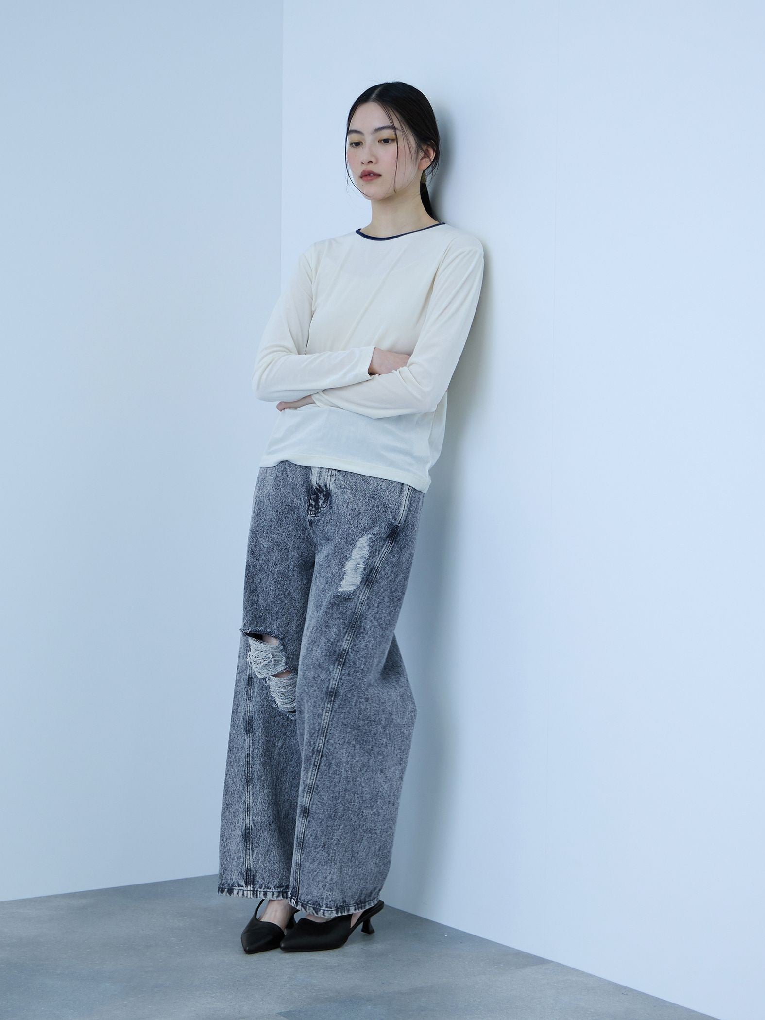 【大人の抜け感】デニムカットオフダメージパンツ