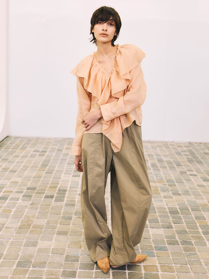 ラスターラミーカルゼラッフルカラーブラウス